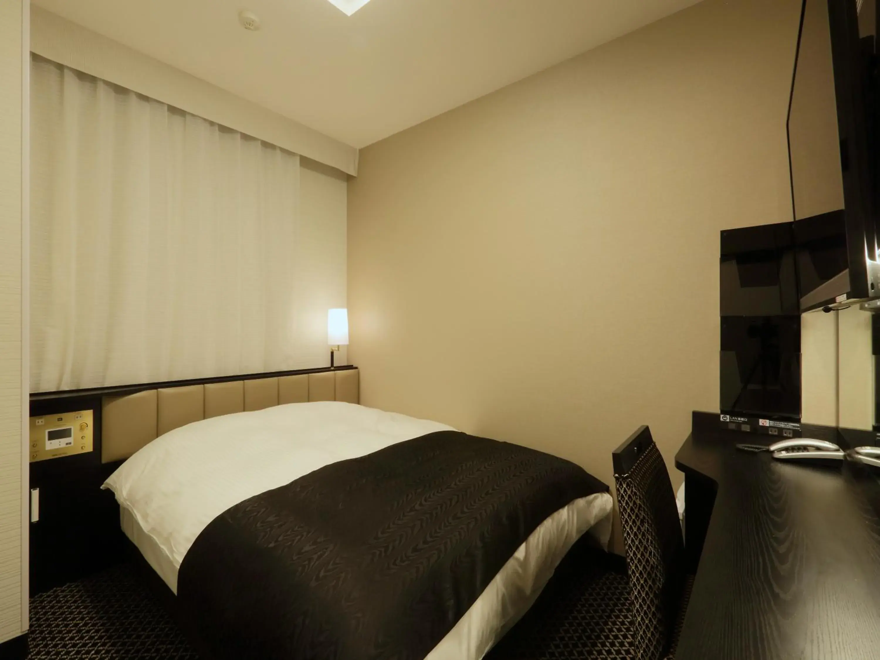 Single Room - Smoking in APA Hotel Nagoya Sakae Higashi Single Room - Smoking in APA Hotel Nagoya Sakae Higashi