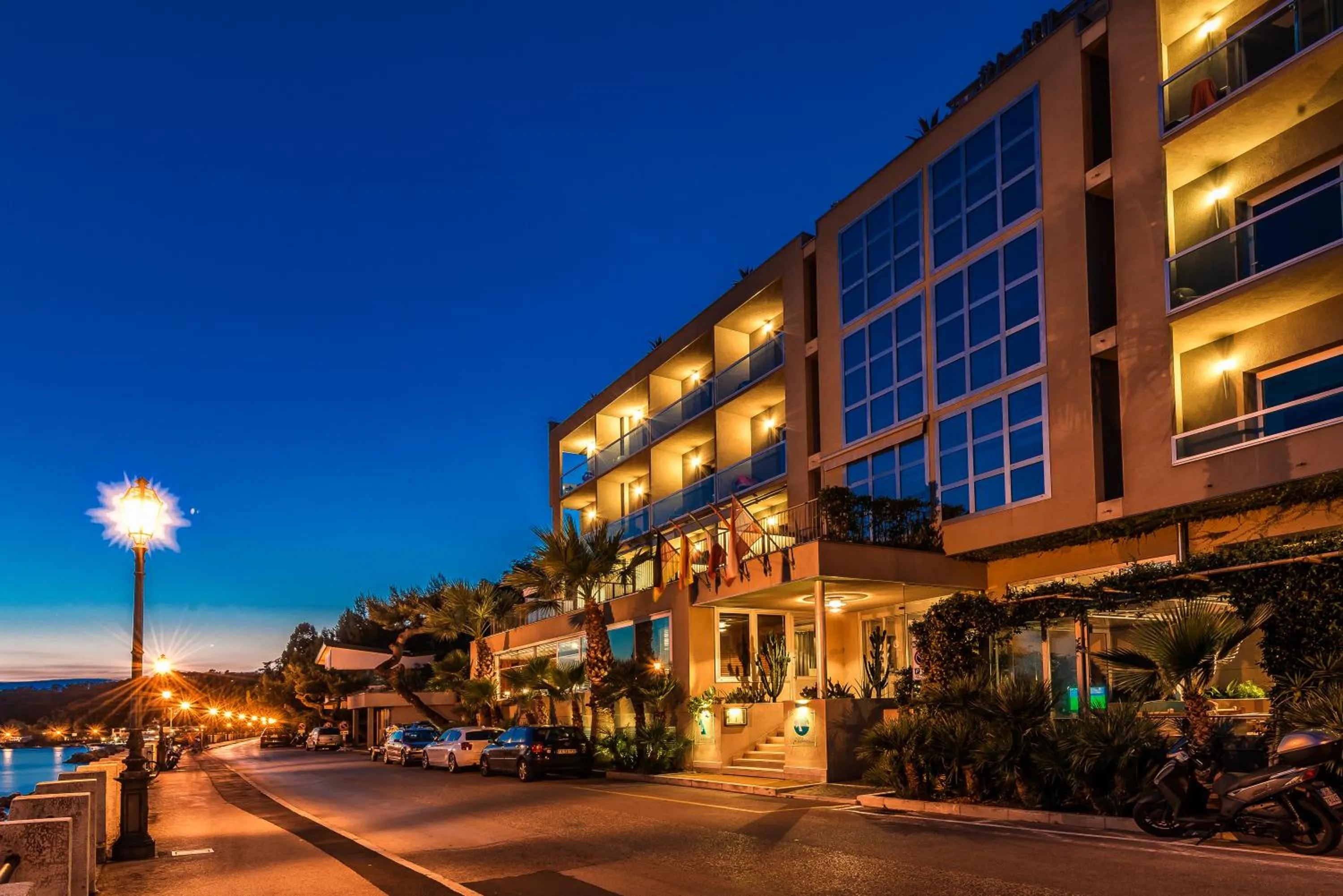 Facade/entrance in Hotel Miramare - Adults Only con Private Spa