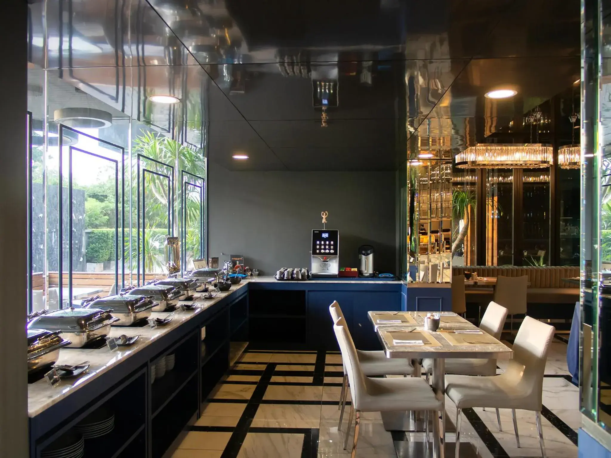 Restaurant/places to eat in Glam Habitat - SHA Extra Plus Restaurant/places to eat in Glam Habitat - SHA Extra Plus