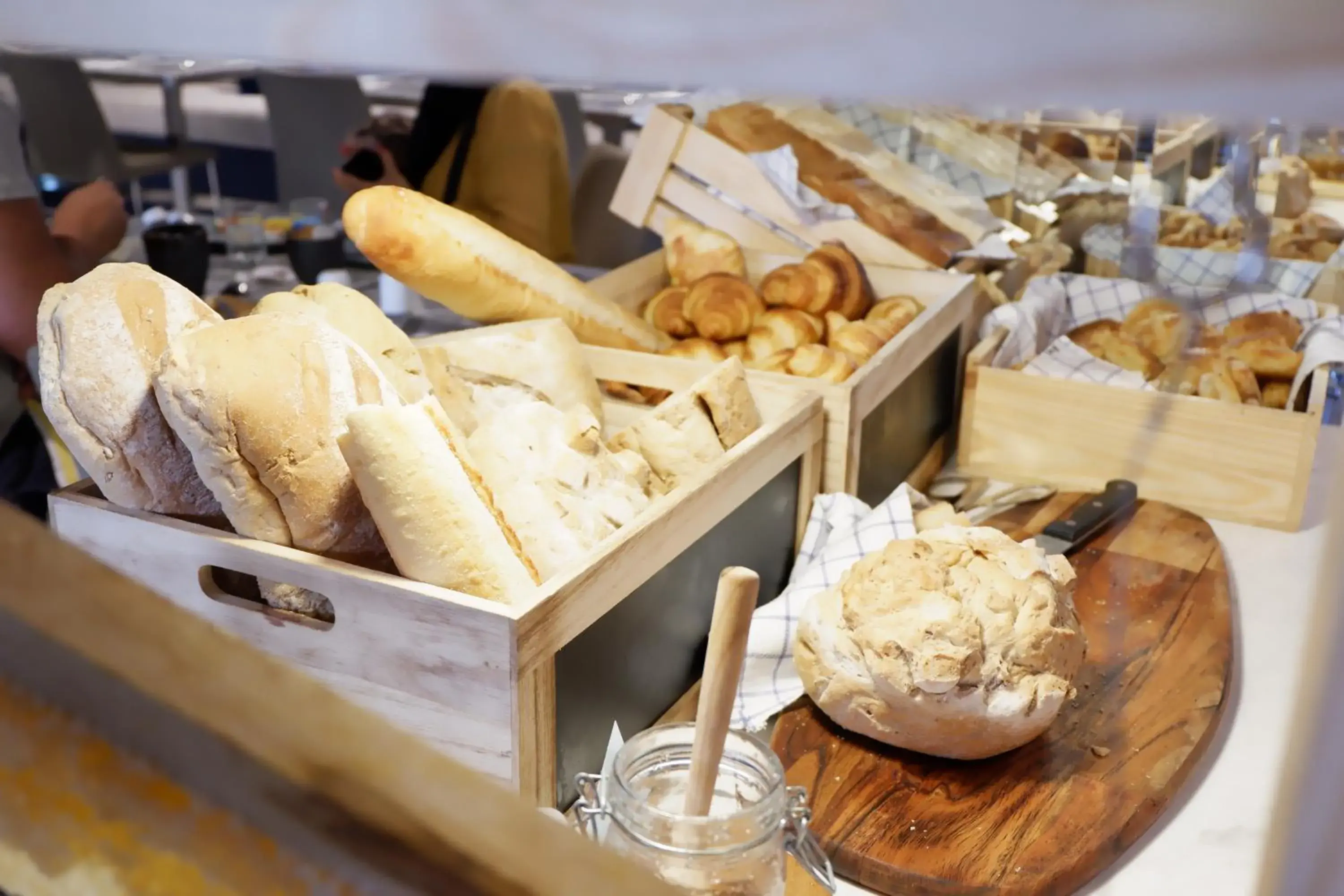 Buffet breakfast in Glam Habitat - SHA Extra Plus Buffet breakfast in Glam Habitat - SHA Extra Plus