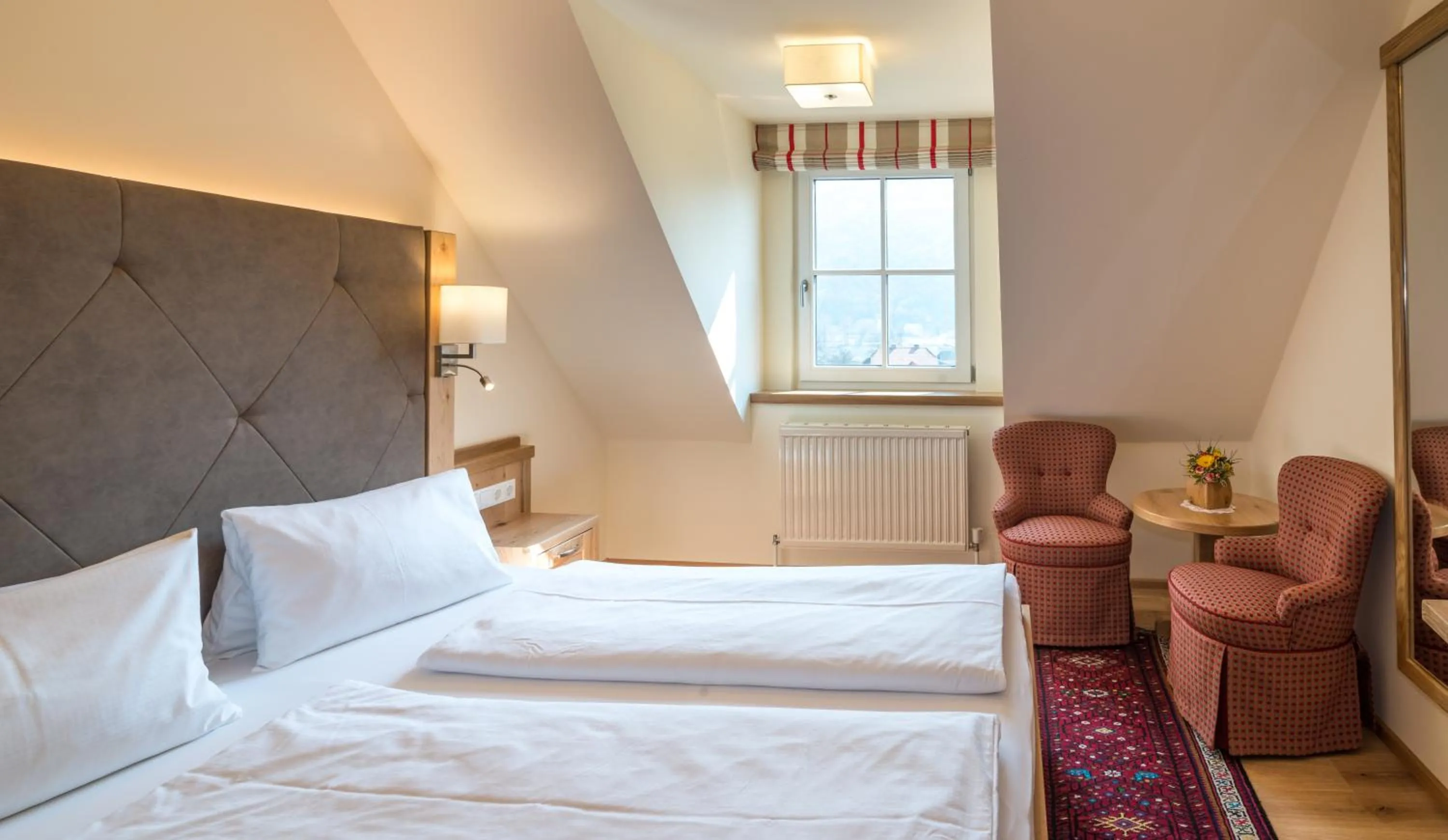 Bed in Kirchenwirt Hotel Restaurant Wachau