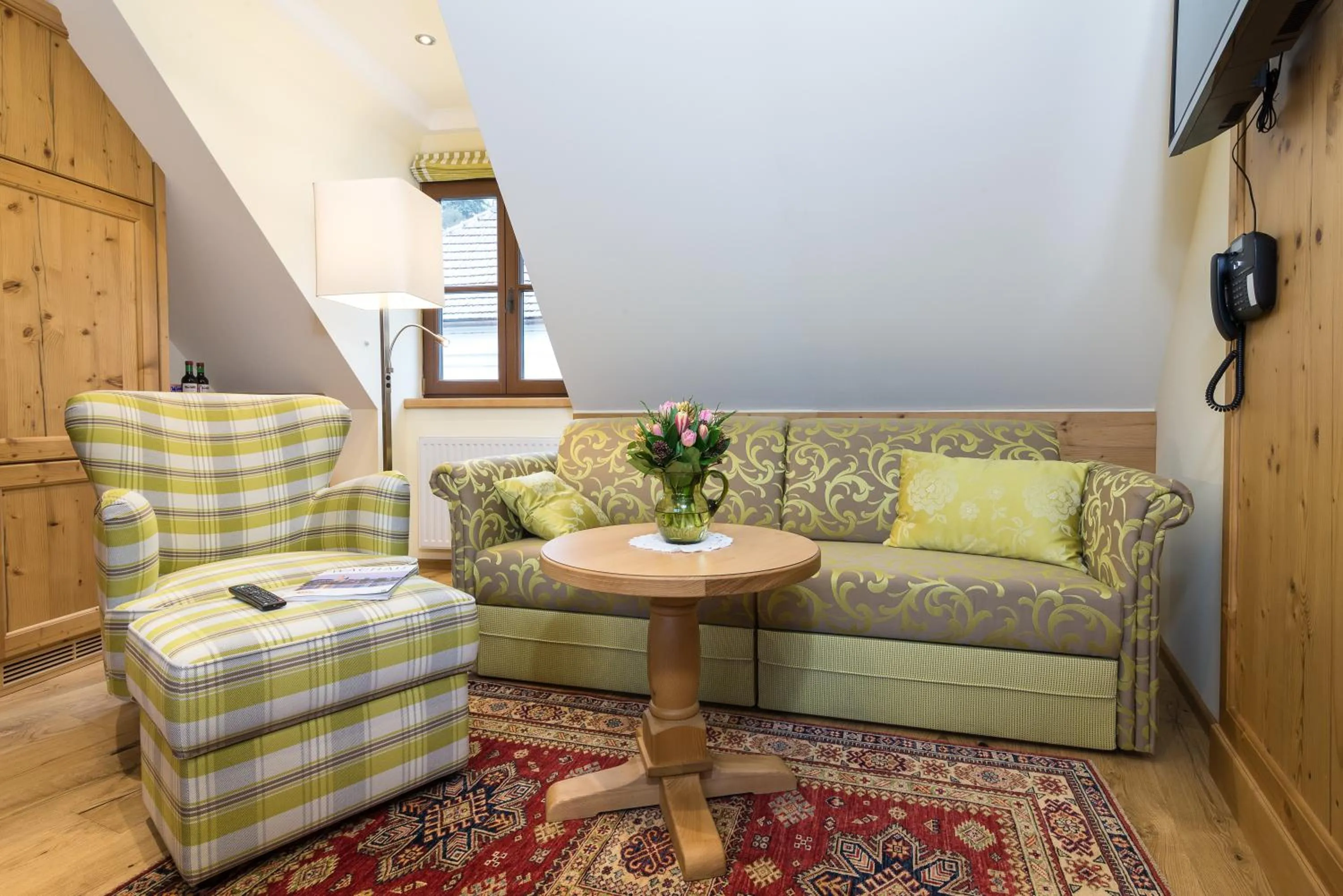 Living room in Kirchenwirt Hotel Restaurant Wachau
