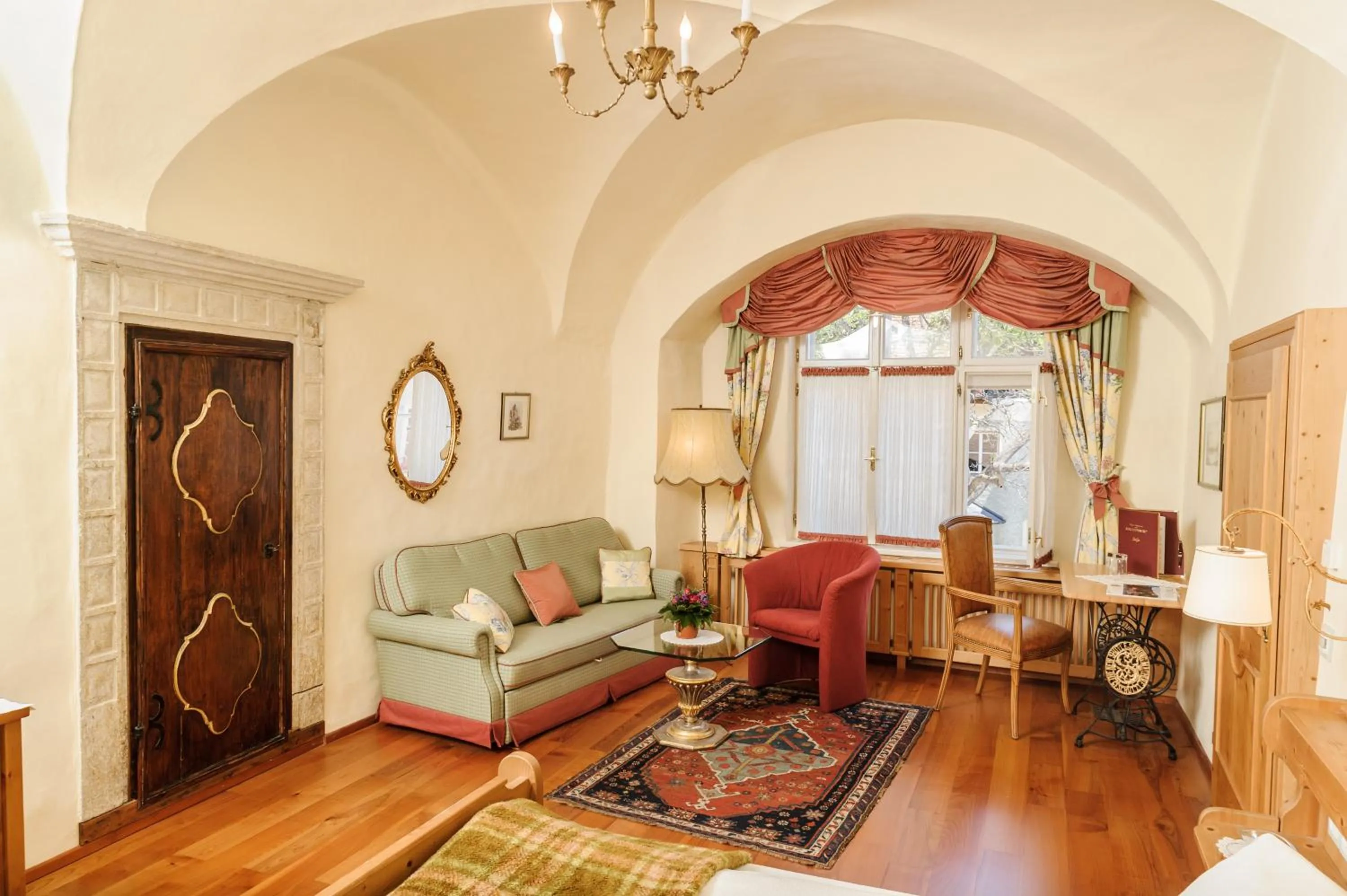 Living room in Kirchenwirt Hotel Restaurant Wachau