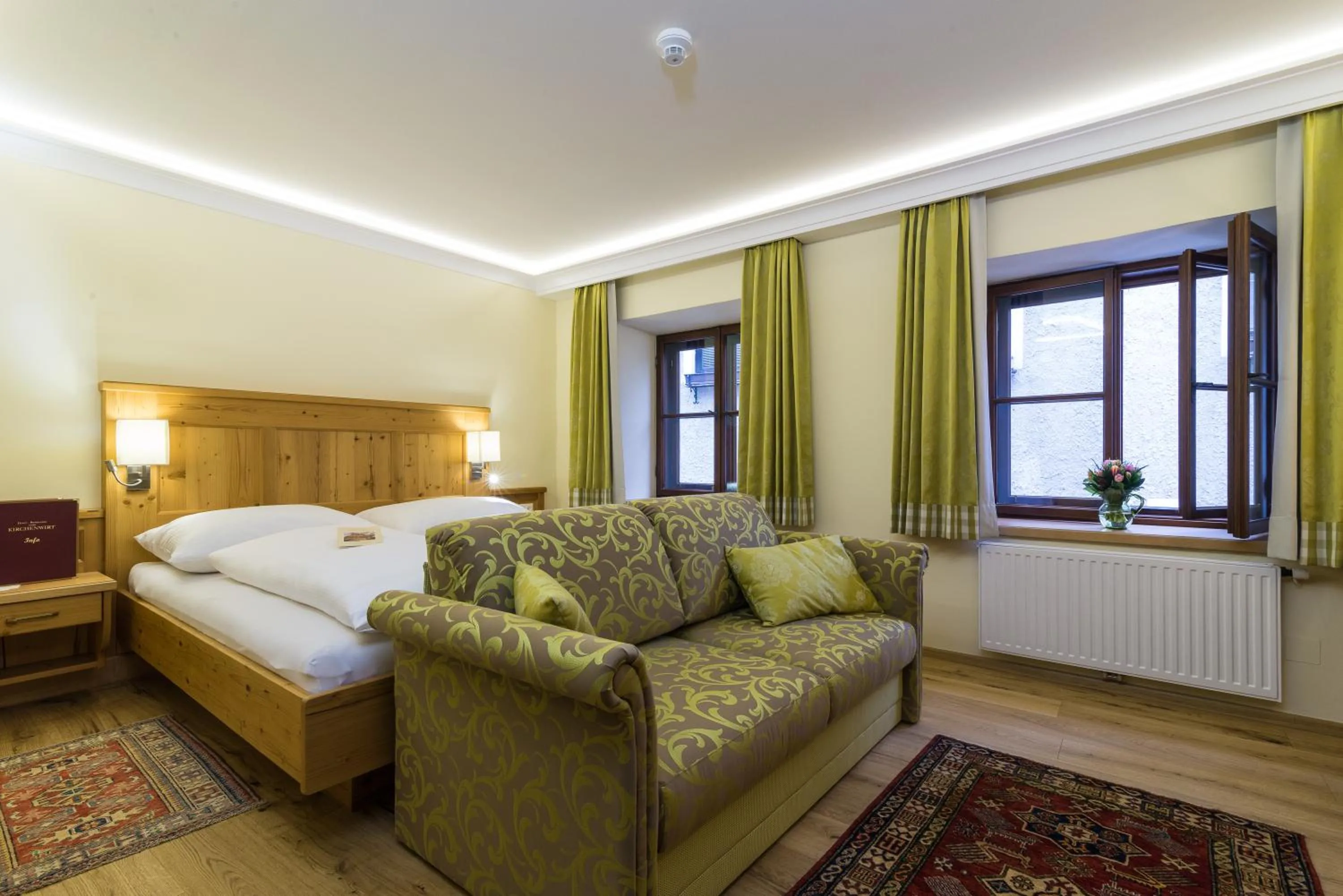 Photo of the whole room, Bed in Kirchenwirt Hotel Restaurant Wachau