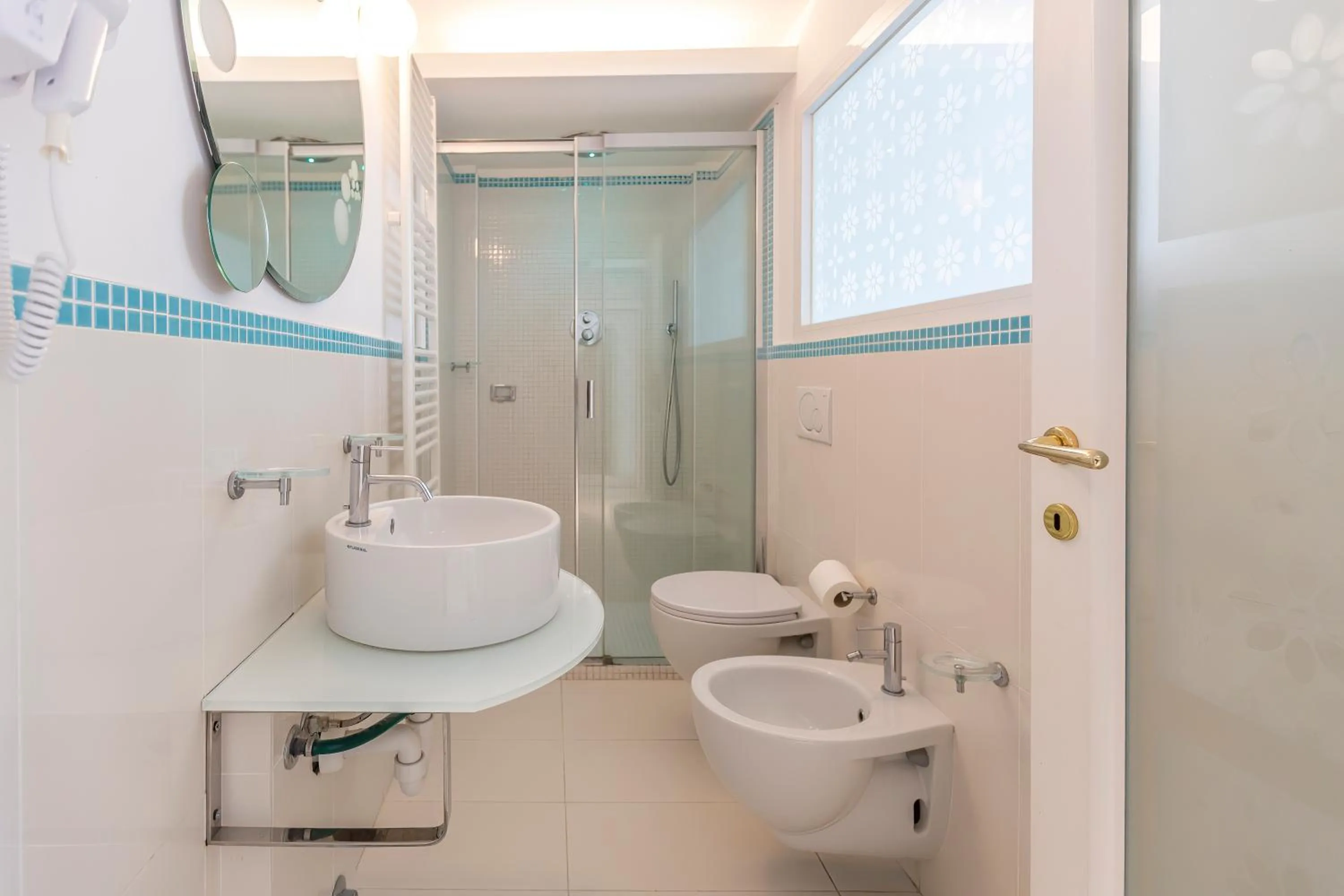 Bathroom in Hotel Al Cavallino Bianco