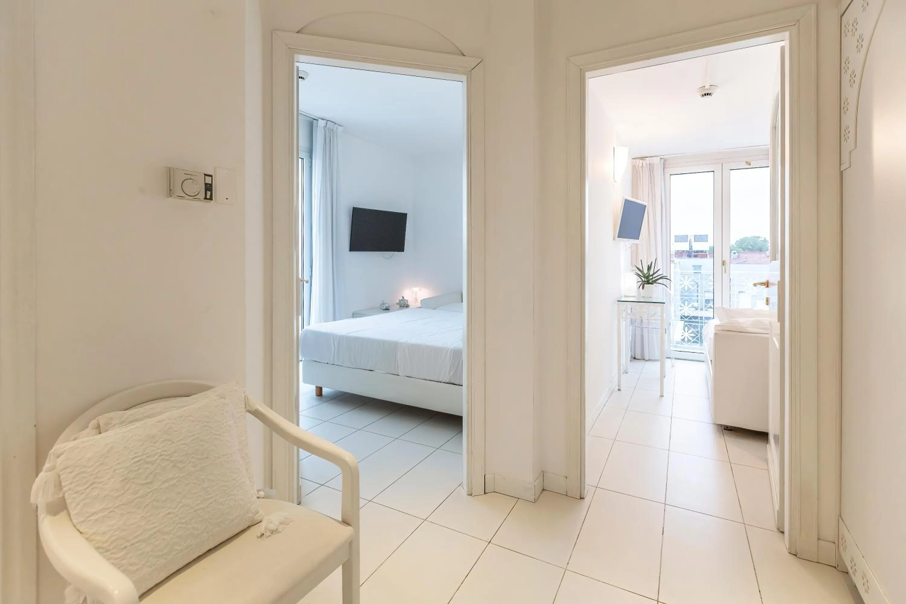 Photo of the whole room, Bed in Hotel Al Cavallino Bianco