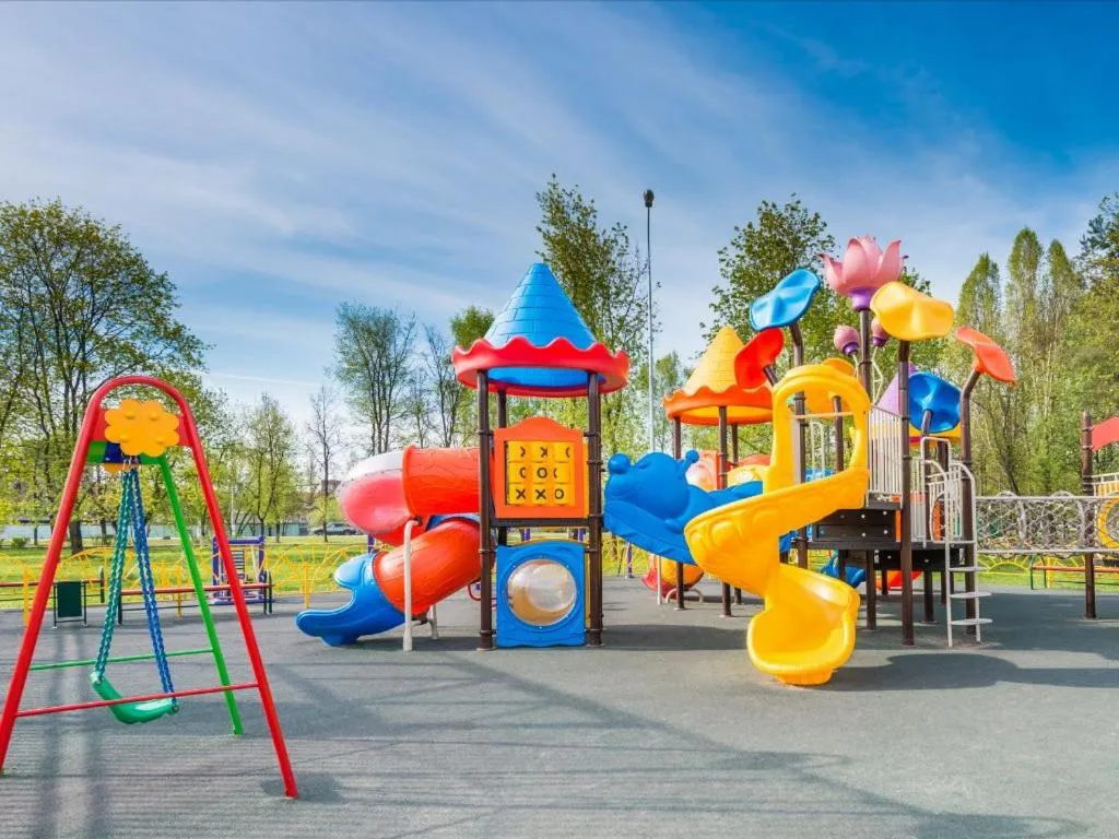 Communal lounge/ TV room in SCN City Hotel Ban Chang