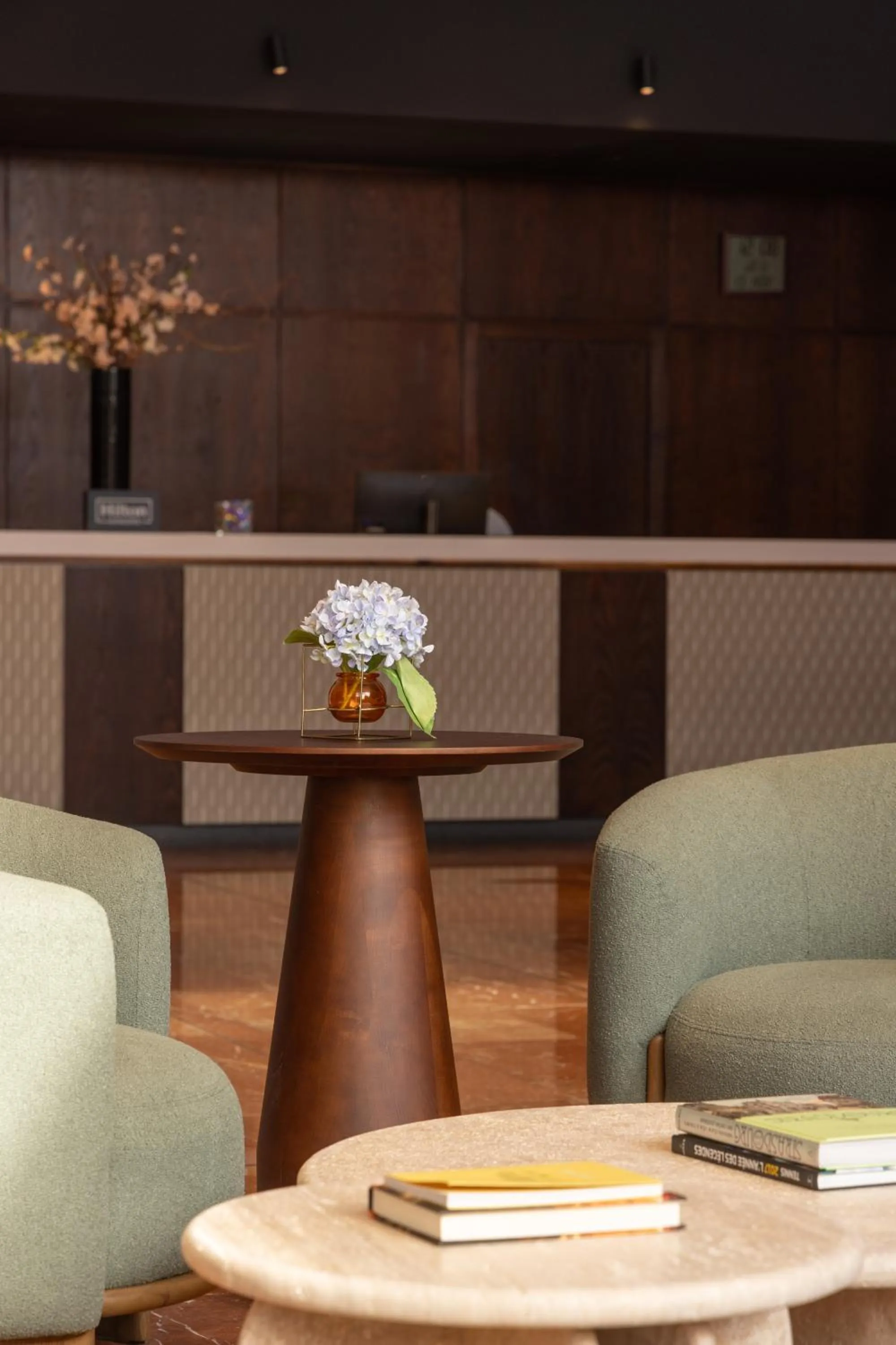 Lobby or reception in Hilton Strasbourg