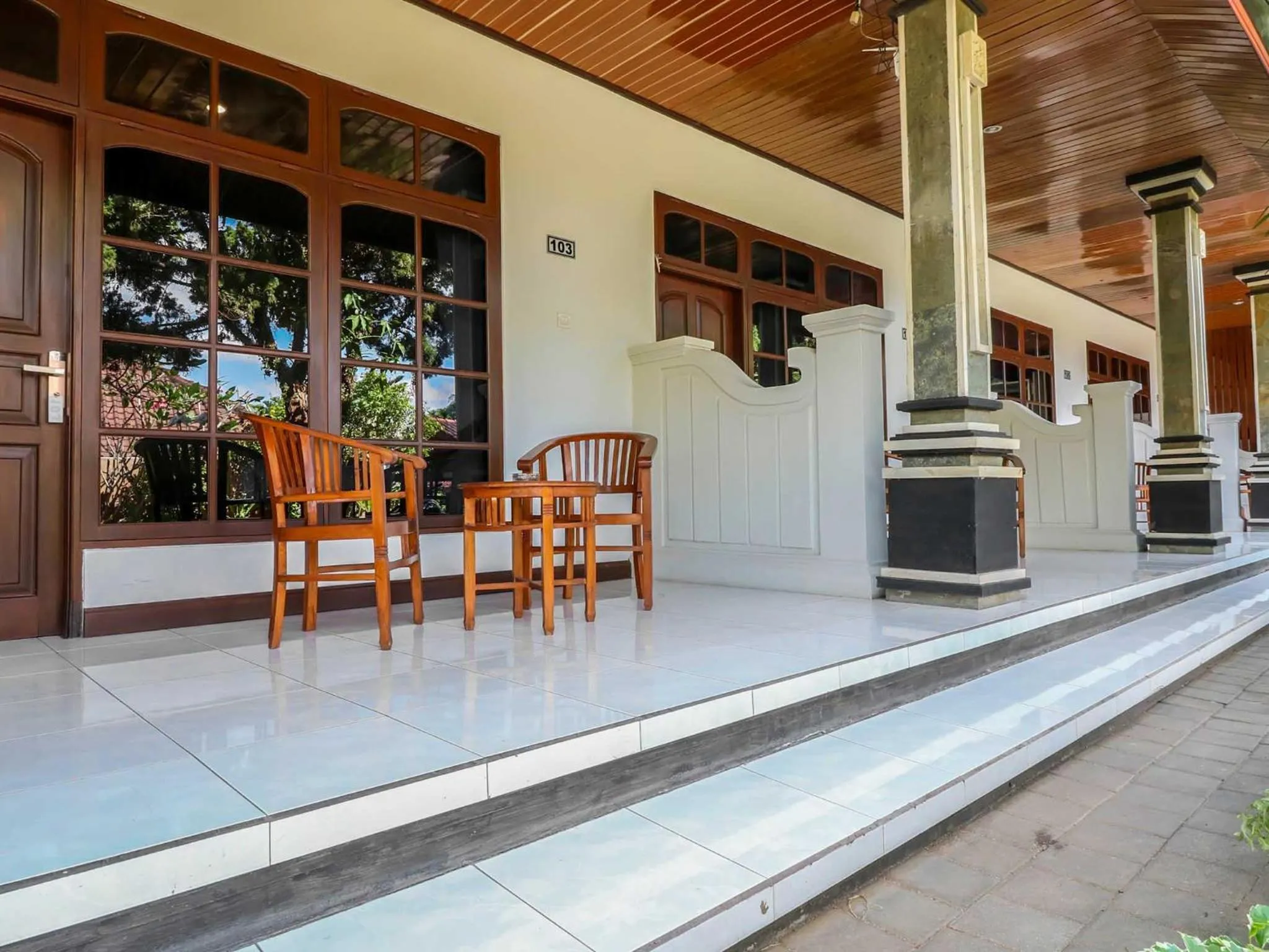 Patio in Sekar Arum Riverside Resort in Canggu