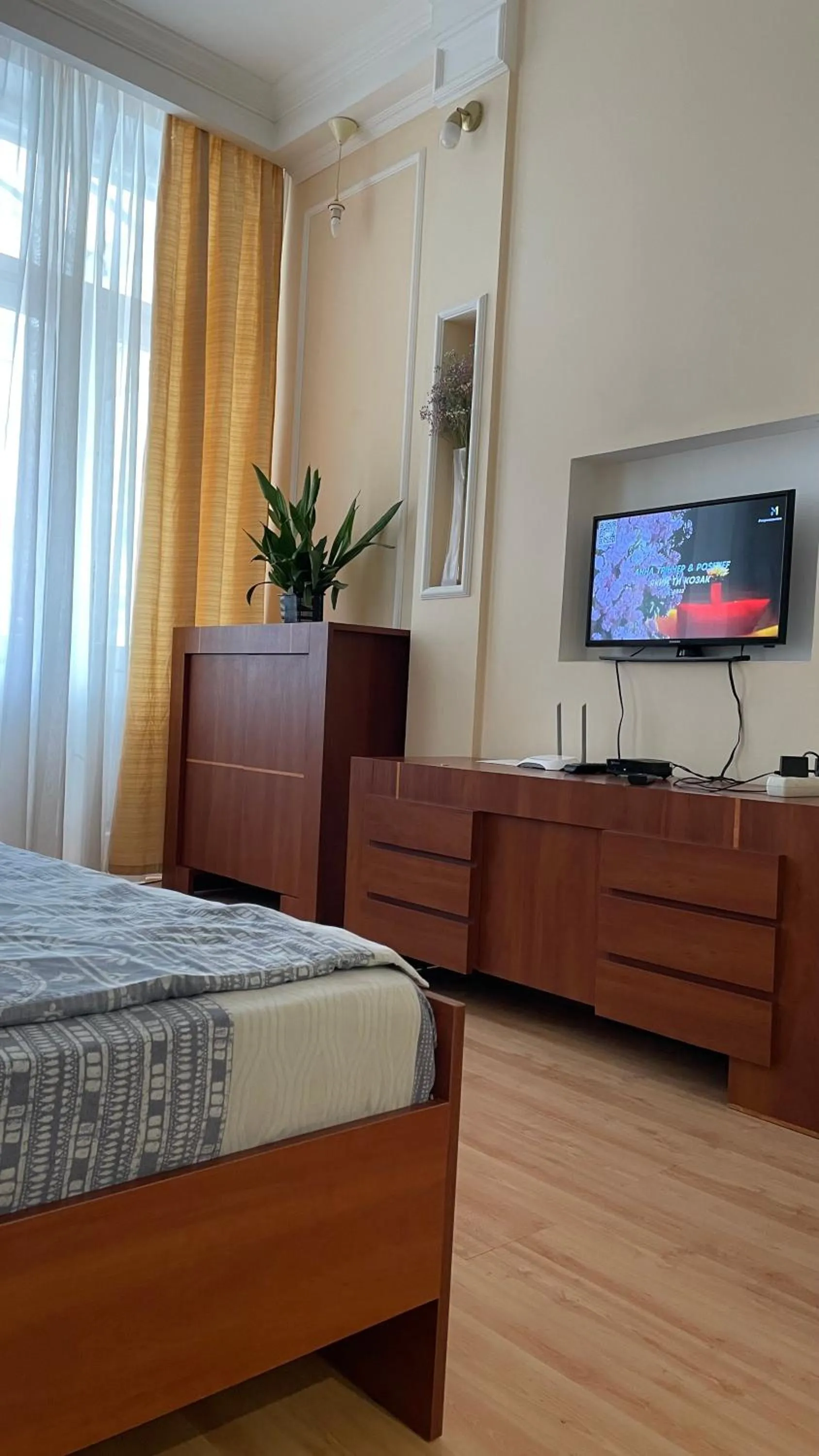 Bed in Babylon Apartments on Petliury Street