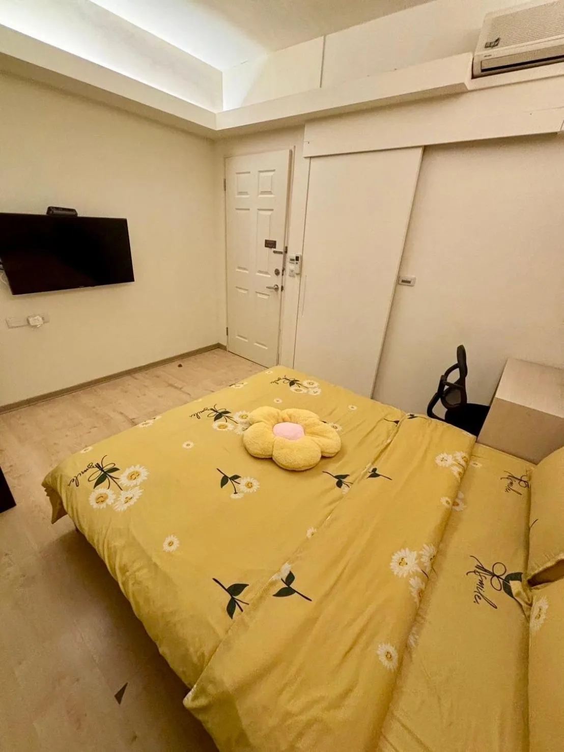 Bed in Zhongshan 19