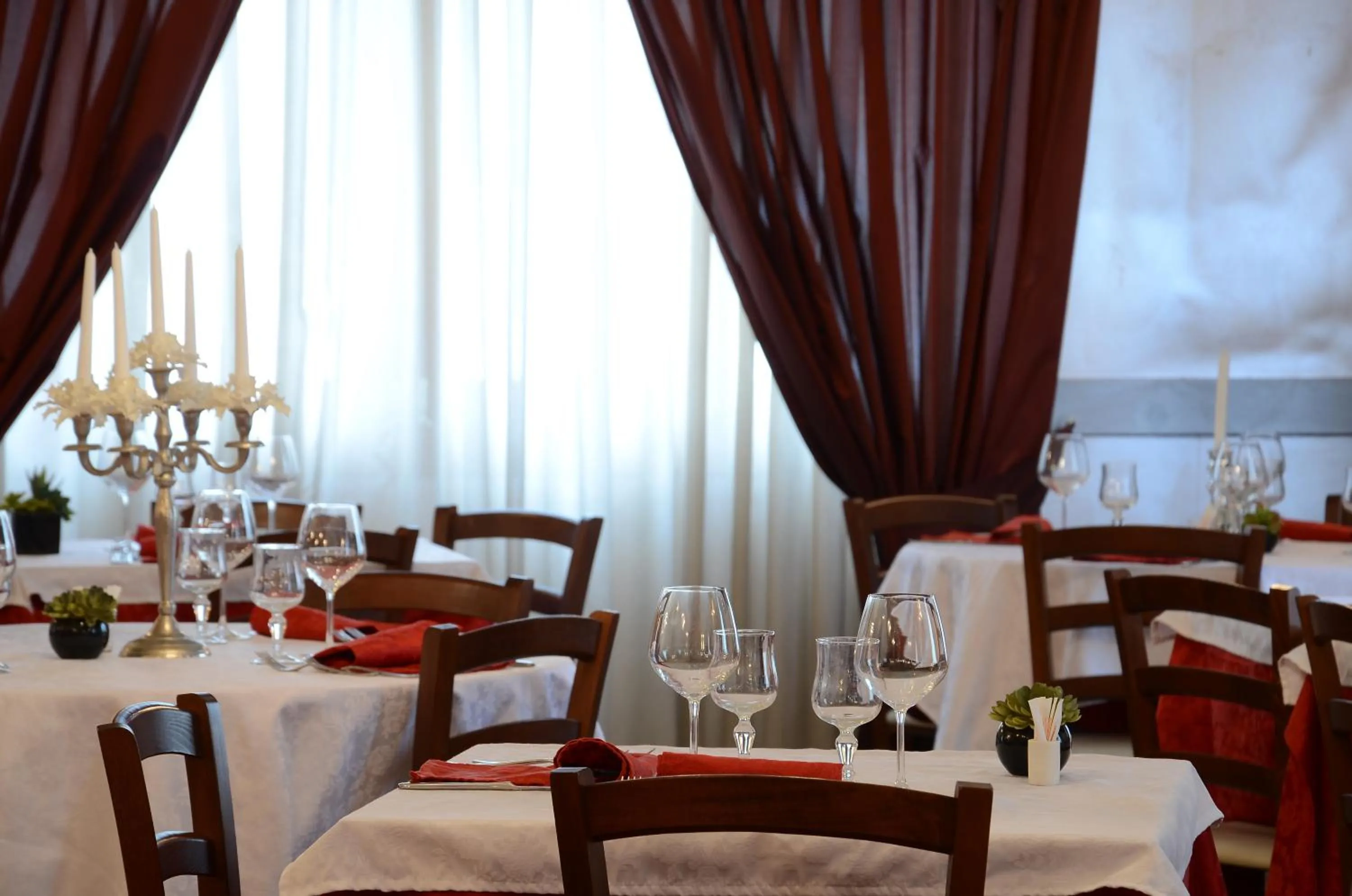 Restaurant/places to eat in Hotel La Fenice