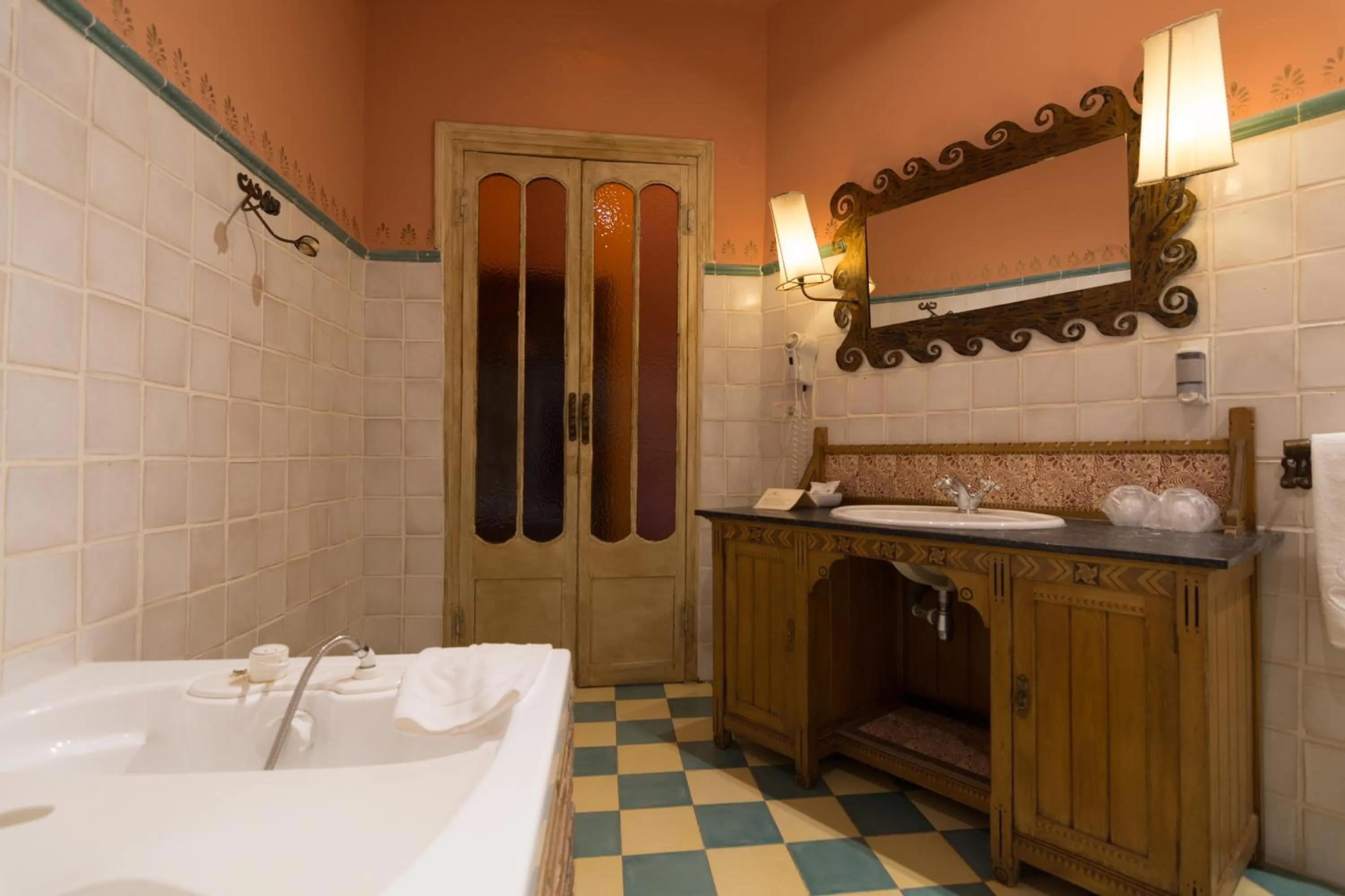 Bathroom in Hospedería Señorío de Casalarreina