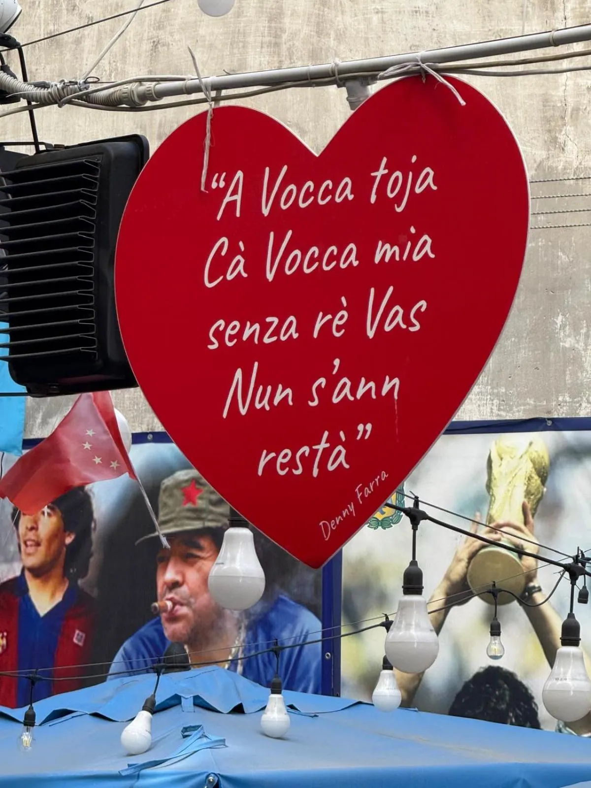 Neighbourhood in Chiaia Suites