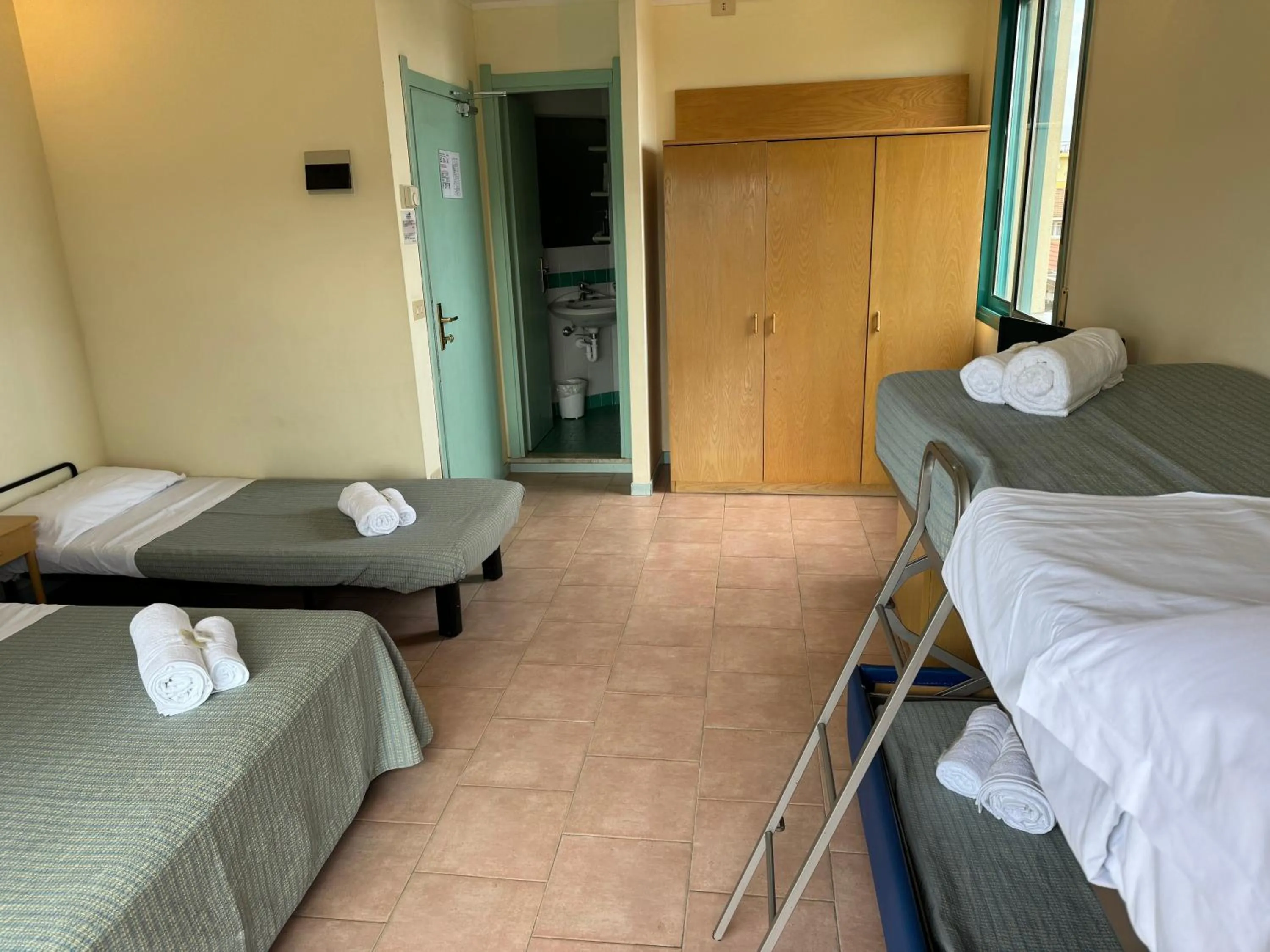 Bed in Bellariva Feeling Hotel