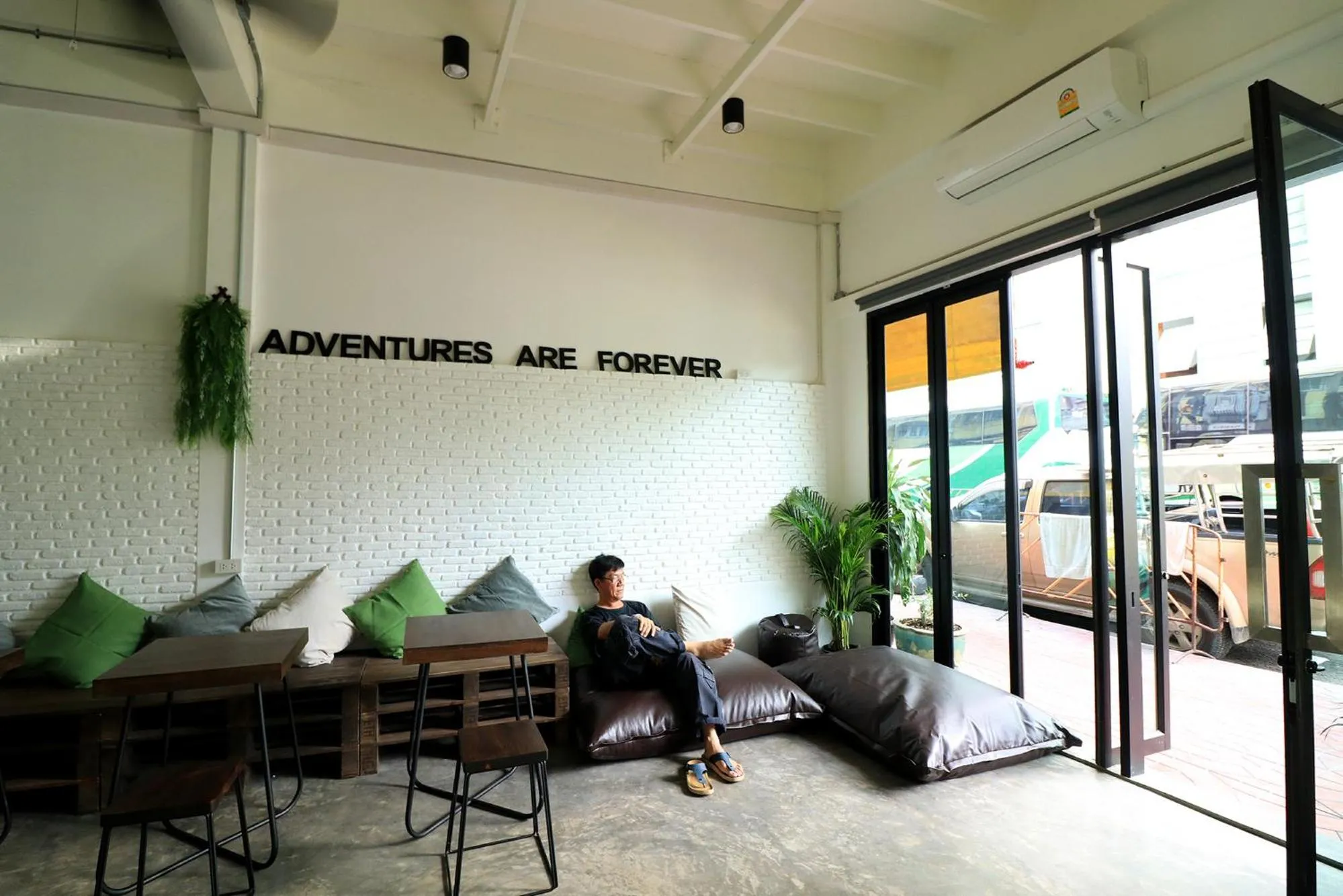 Krit Hostel