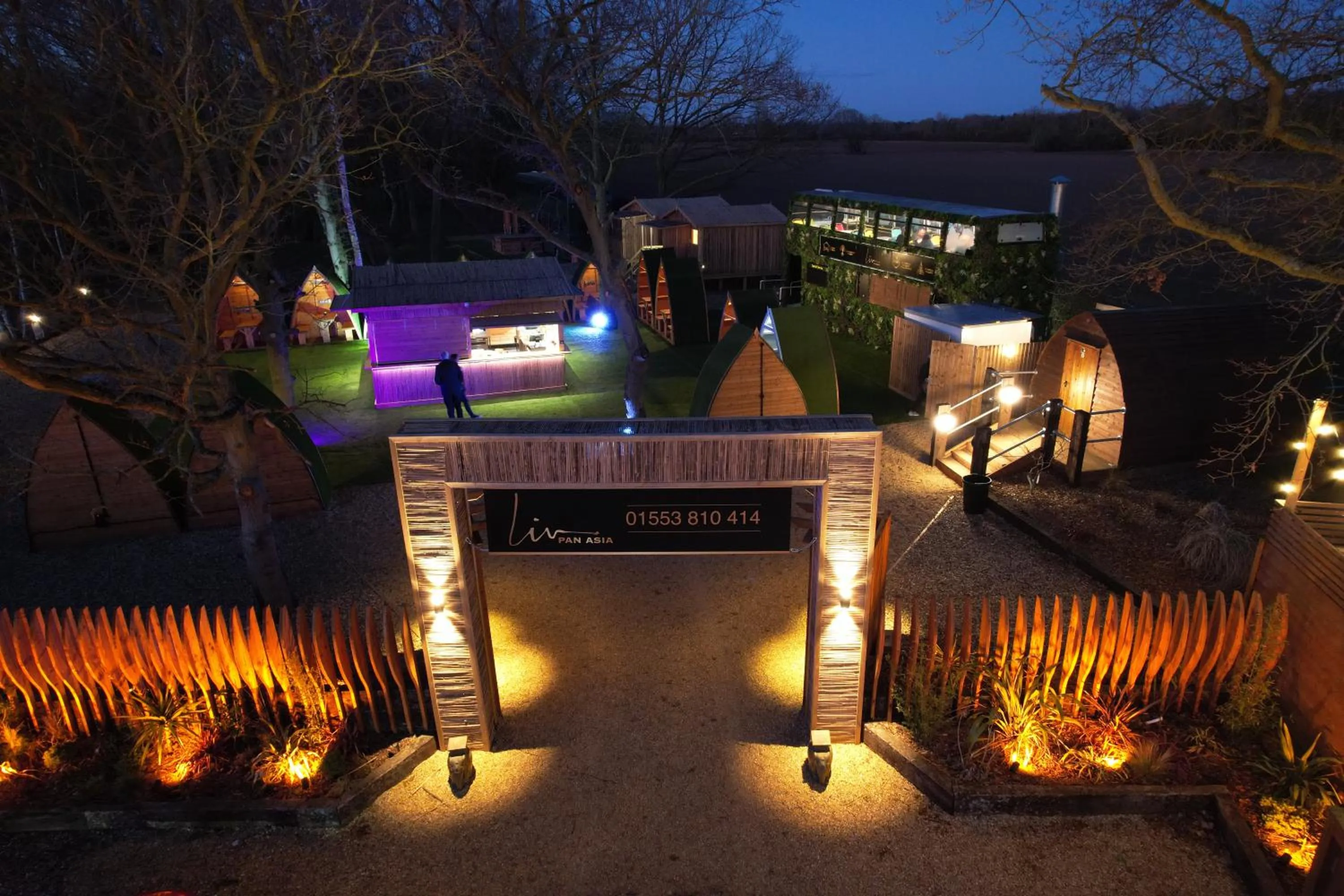 Restaurant/places to eat in Woodlakes Park By Liv Retreats