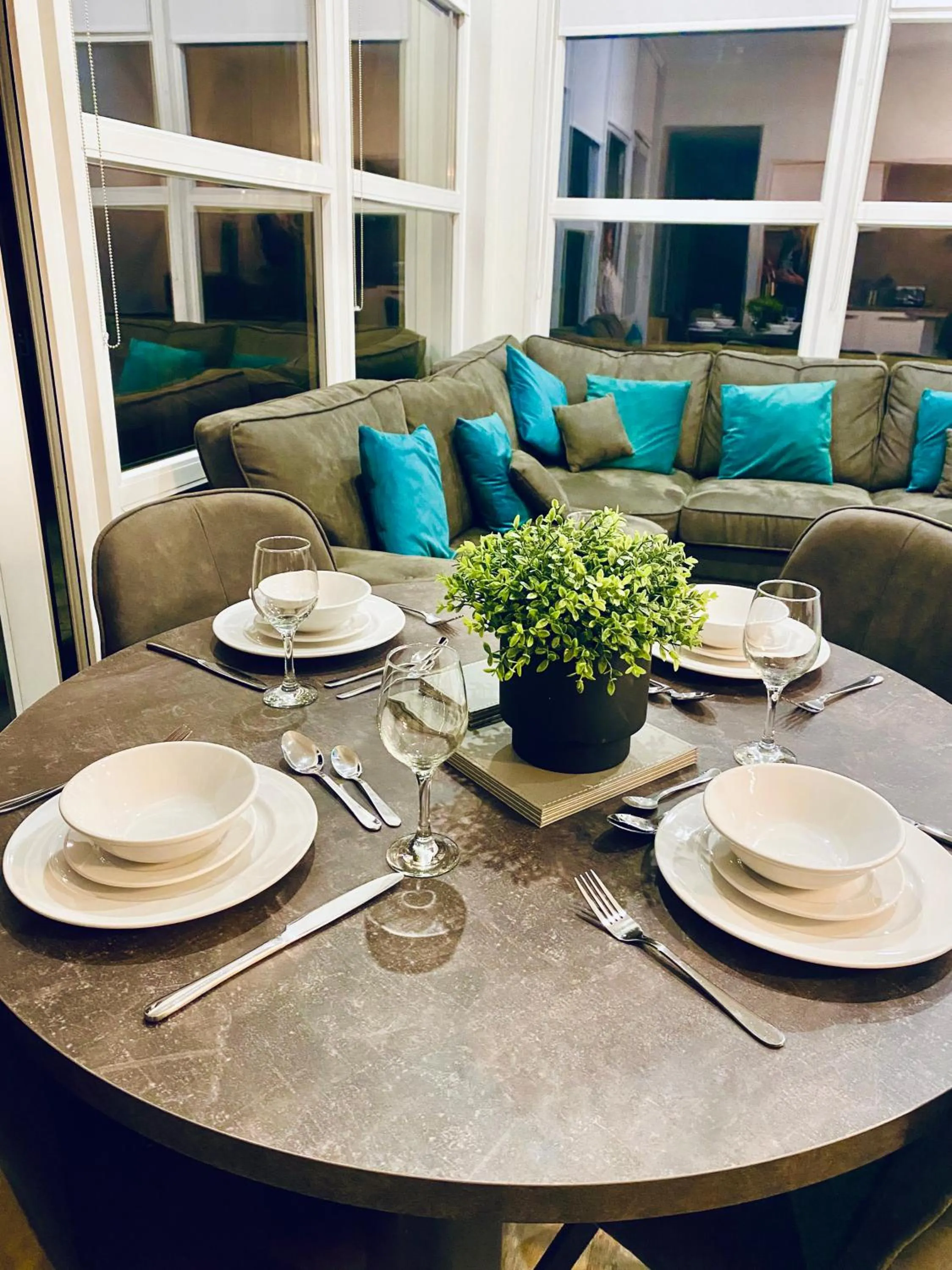 Woodlakes Park By Liv Retreats