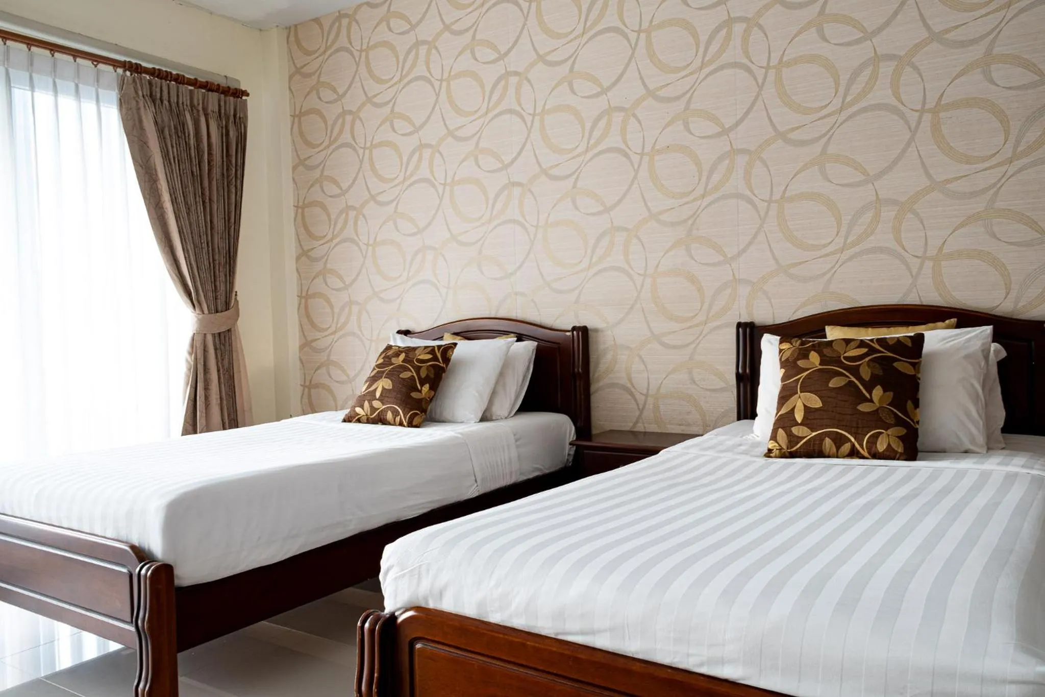 Bed in Alisa Krabi Hotel-SHA Plus