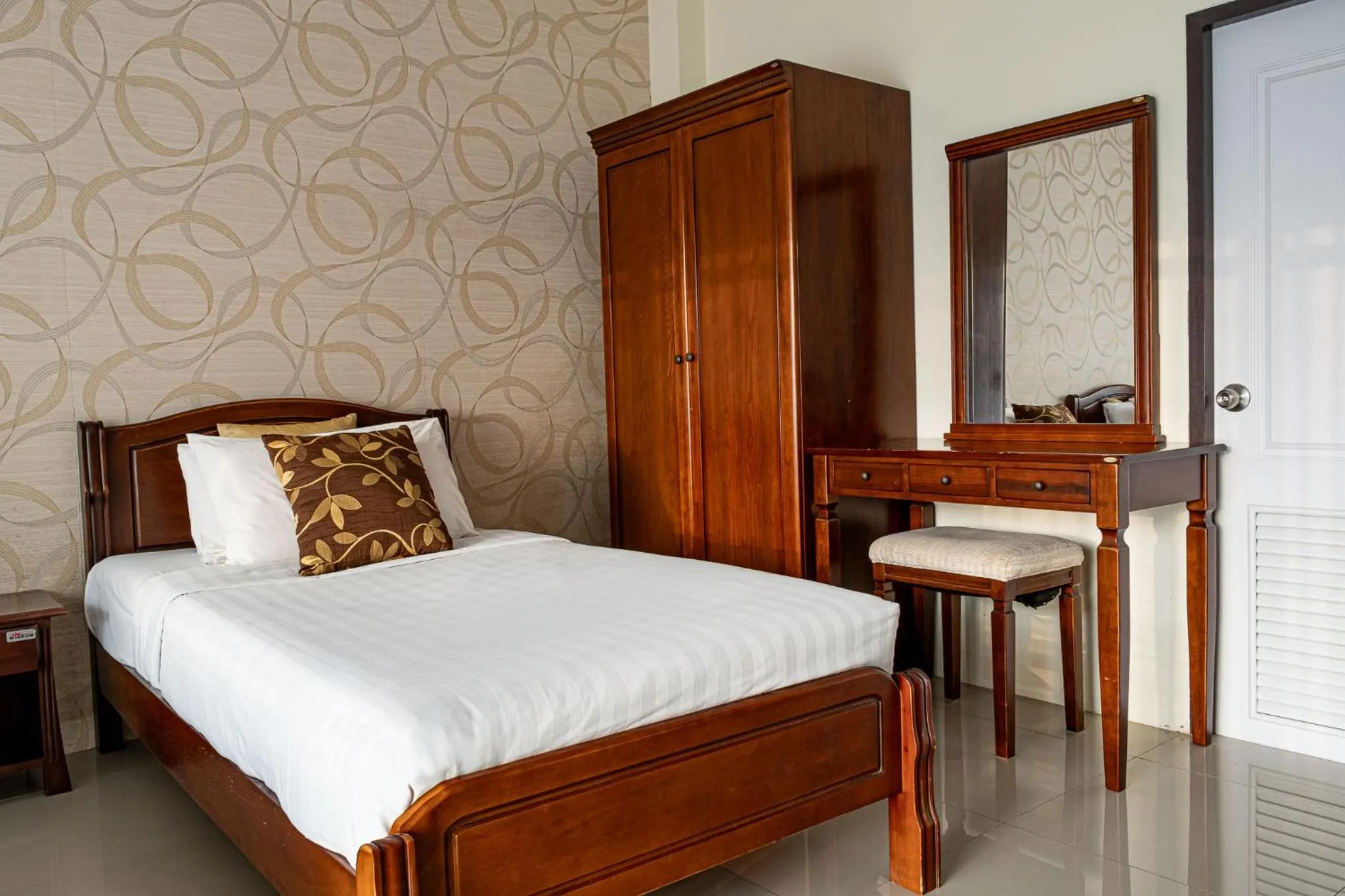 Bed in Alisa Krabi Hotel-SHA Plus