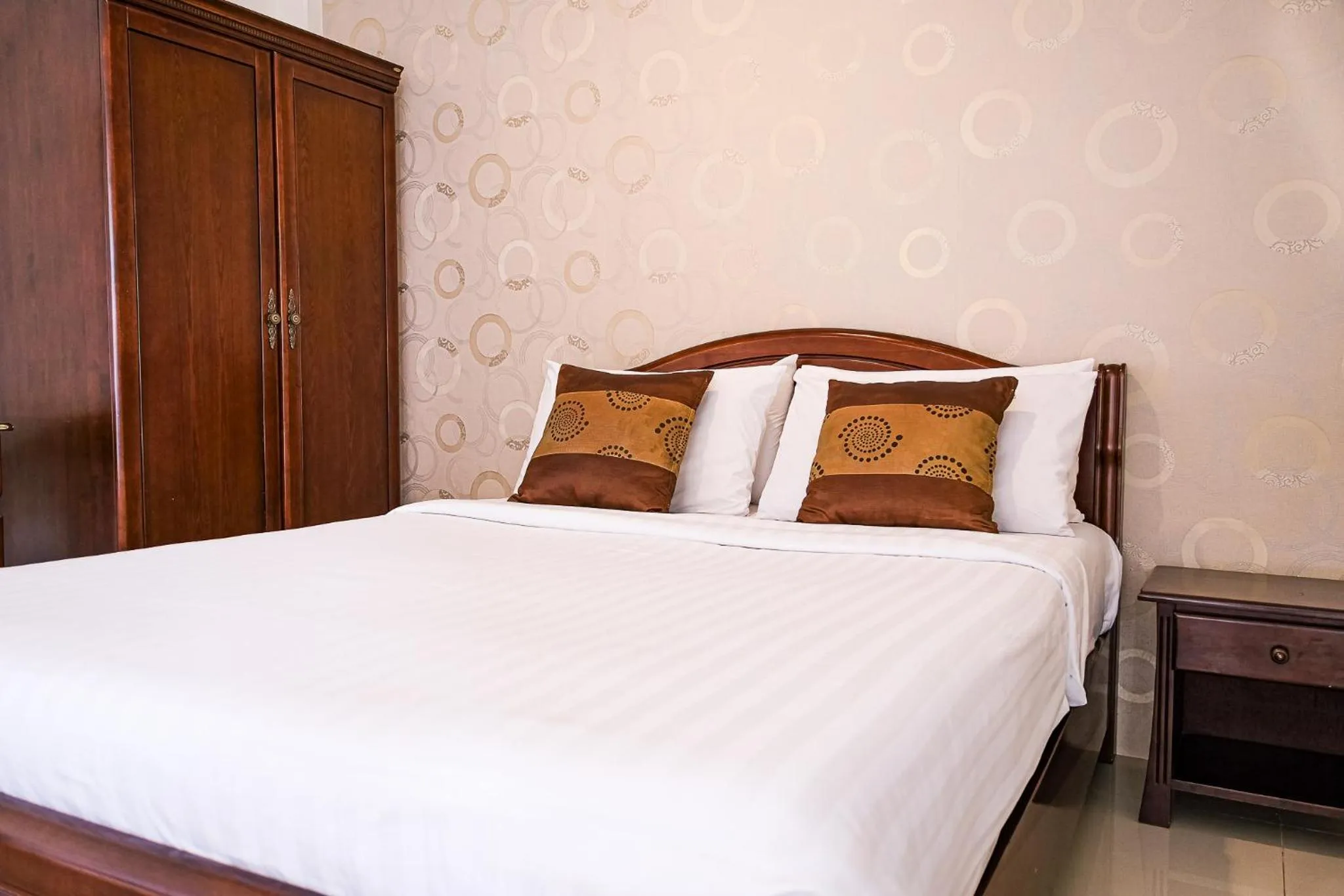 Bed in Alisa Krabi Hotel-SHA Plus