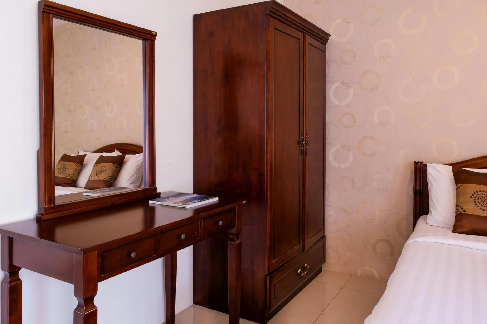 Bed in Alisa Krabi Hotel-SHA Plus