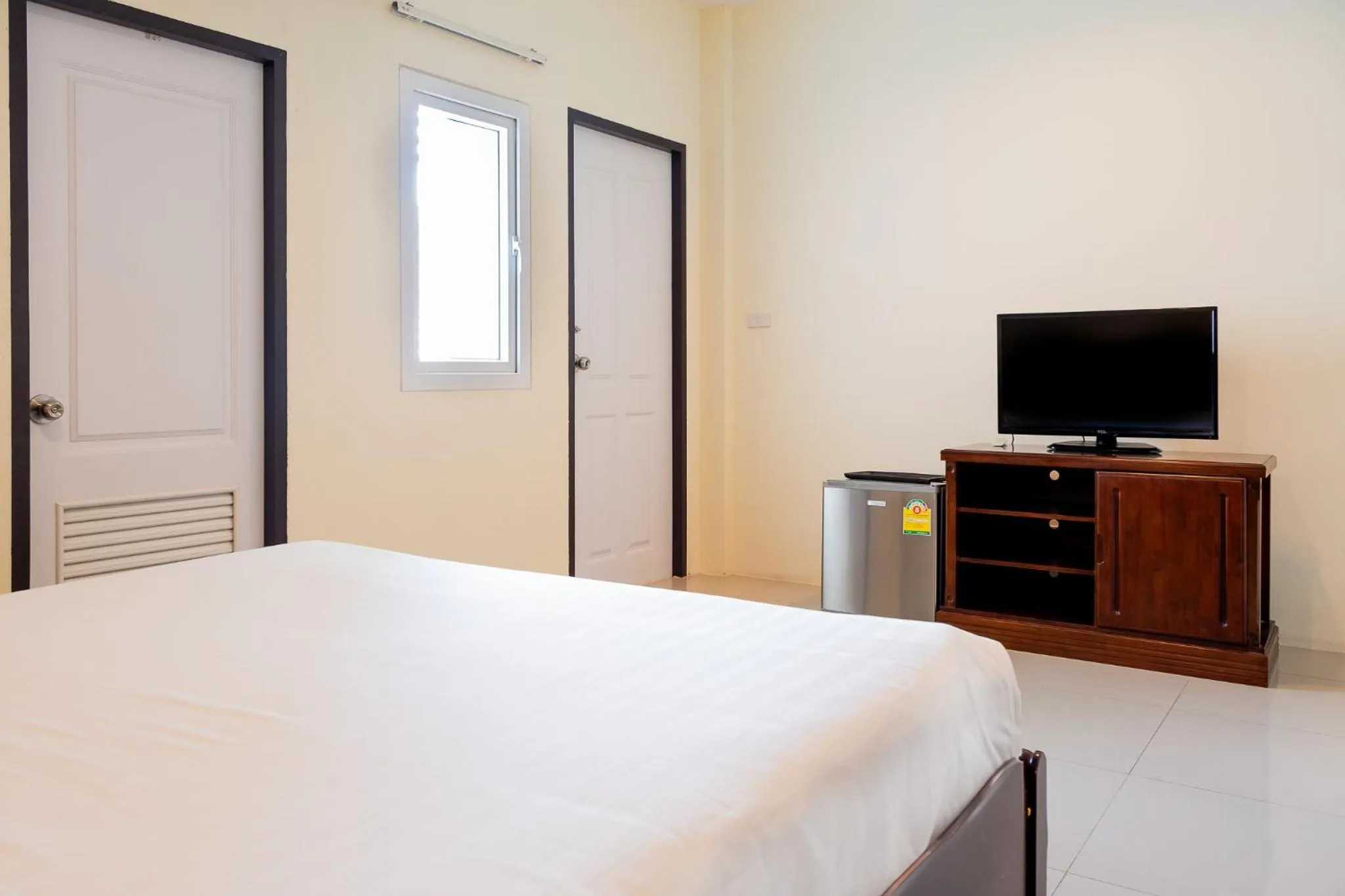 Bed in Alisa Krabi Hotel-SHA Plus