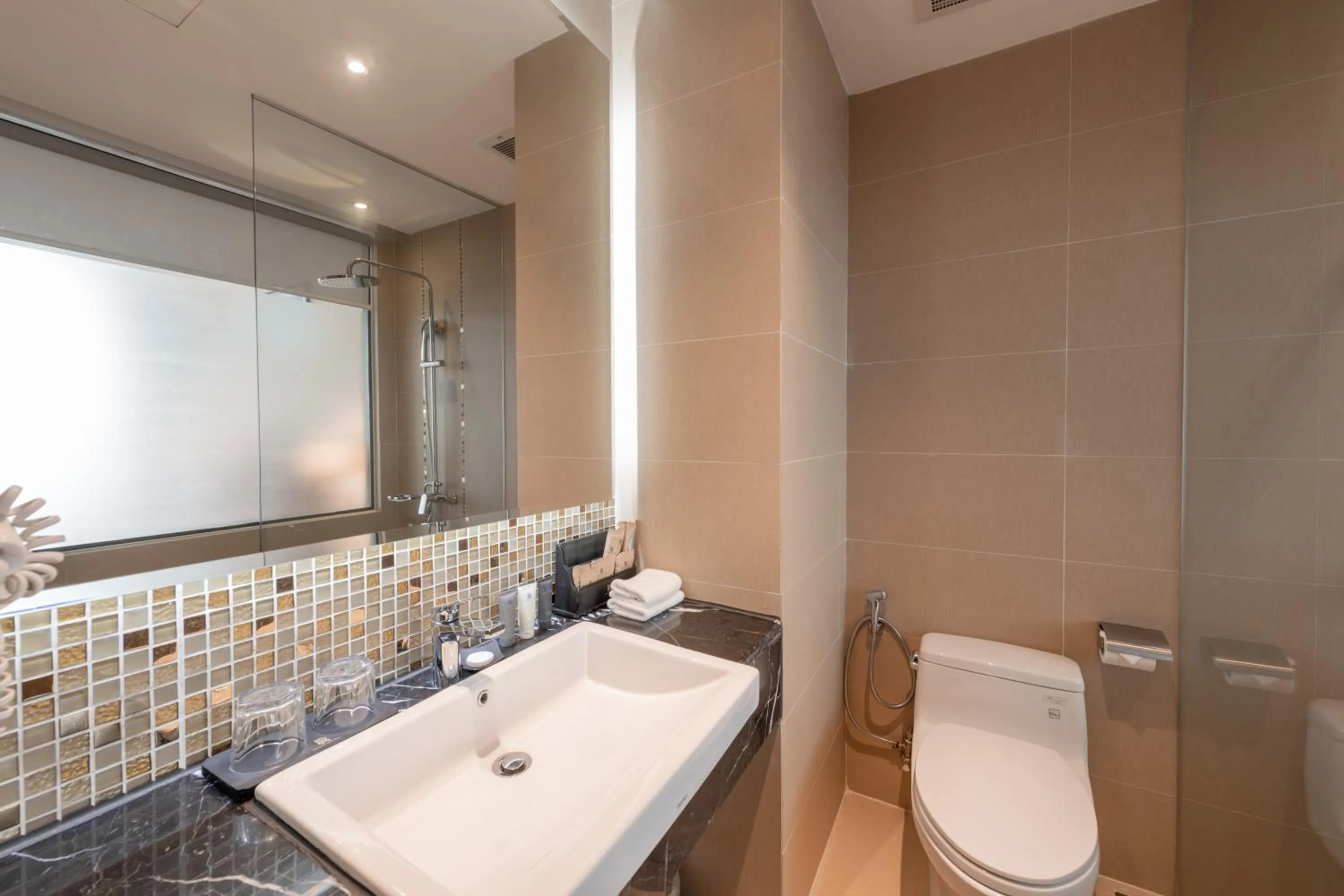 Bathroom in Red River View Hotel