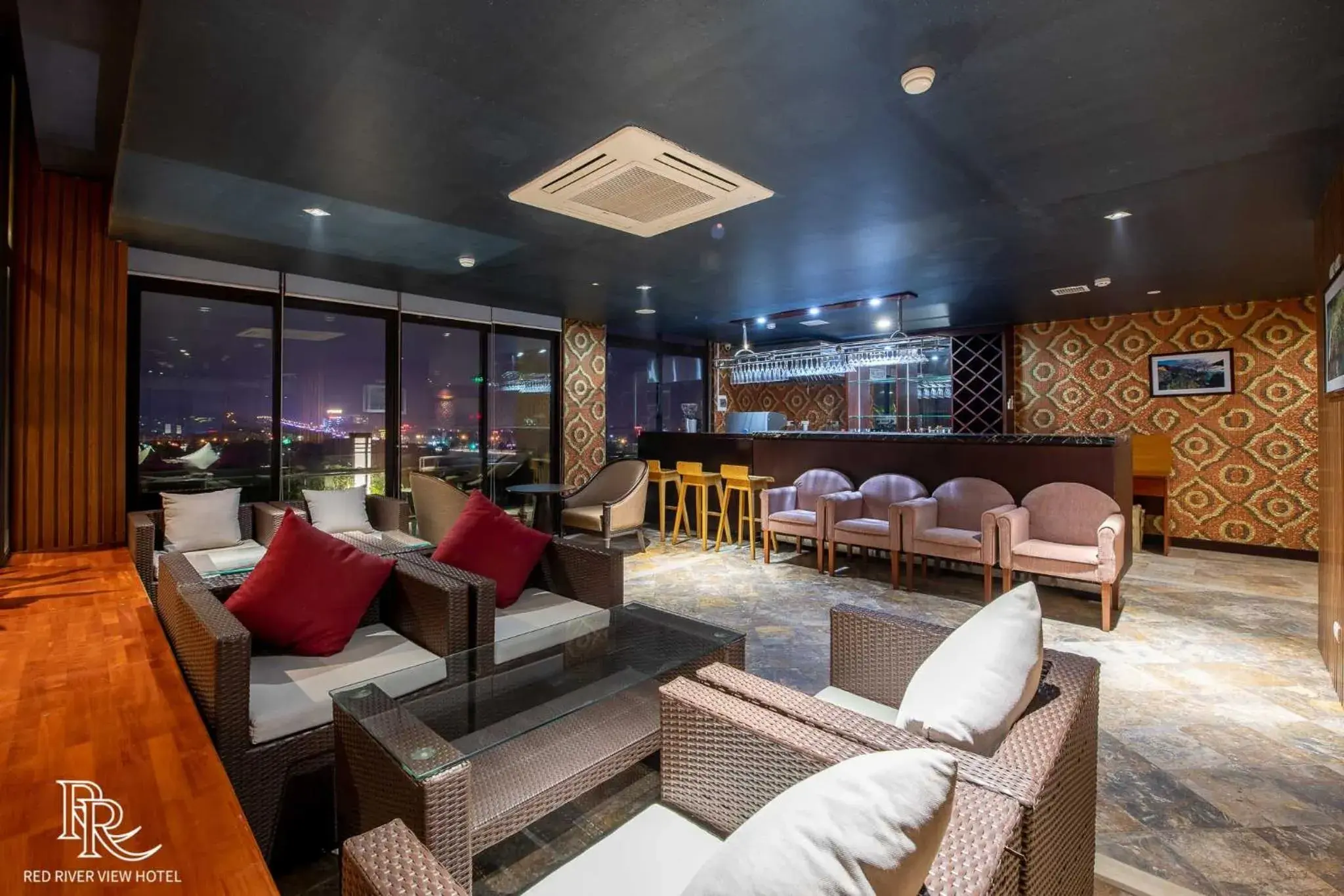 Lounge or bar in Red River View Hotel Lounge or bar in Red River View Hotel