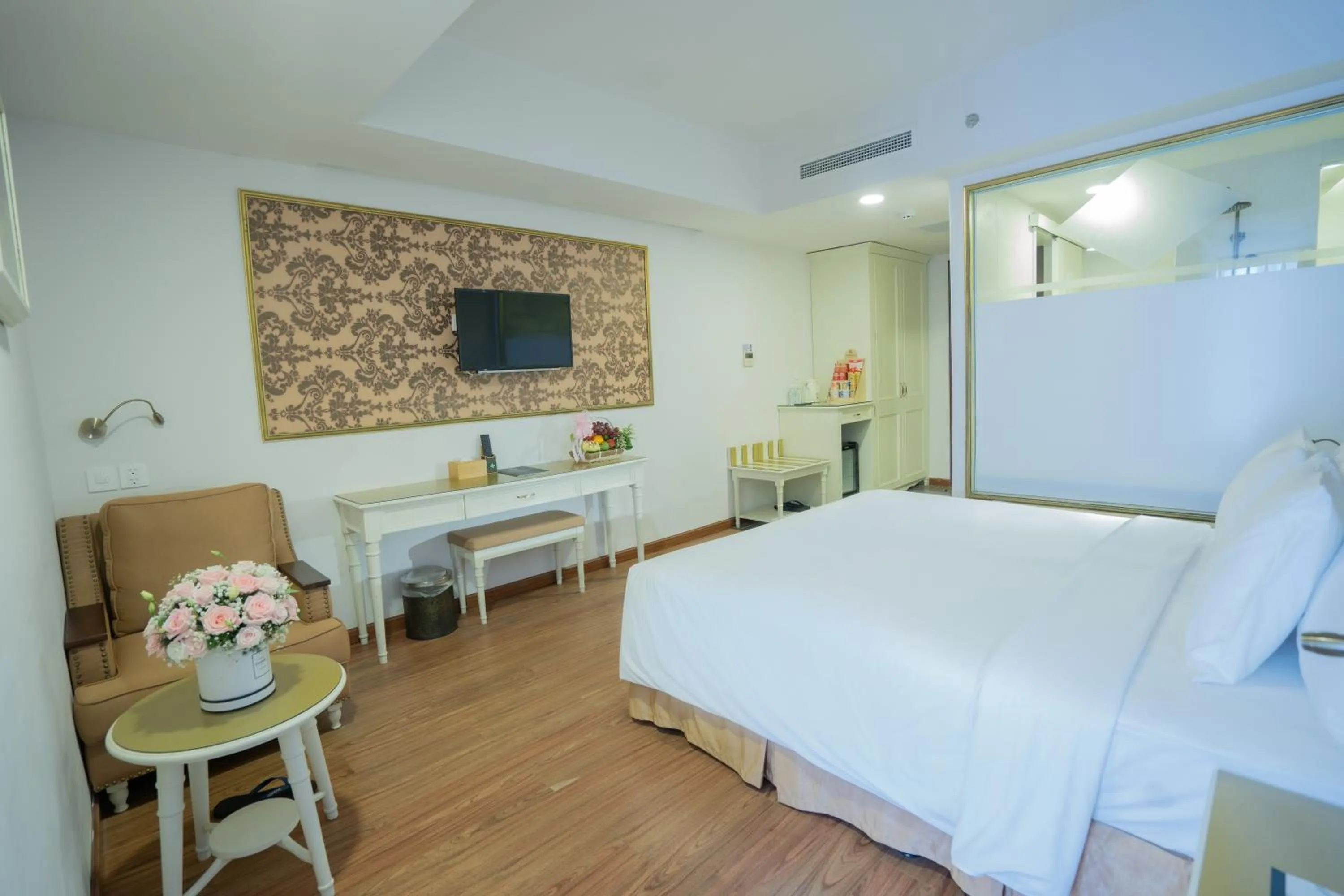 Bedroom, Bed in Isena Nha Trang Hotel