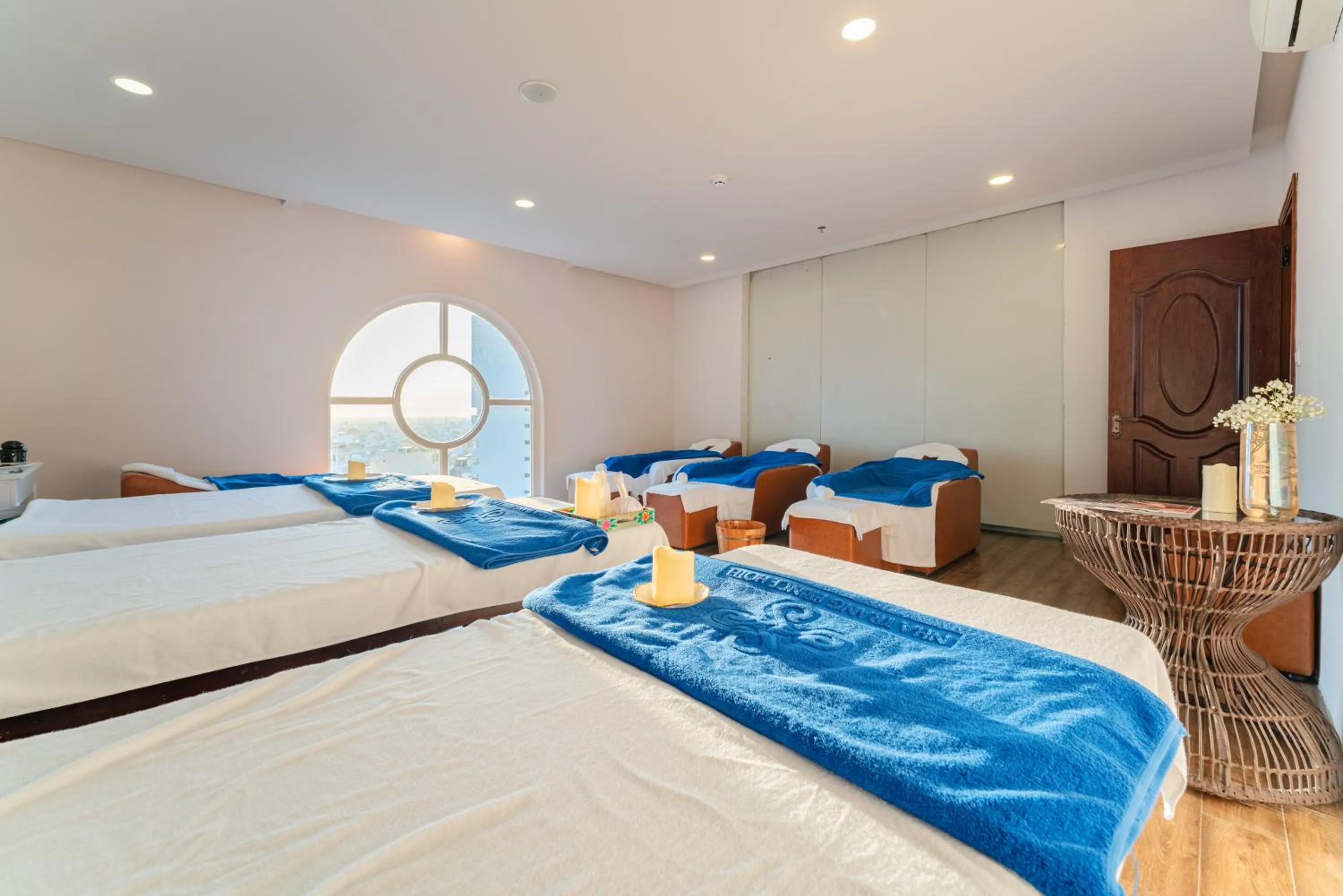 Spa and wellness centre/facilities, Bed in Nha Trang Prince Hotel
