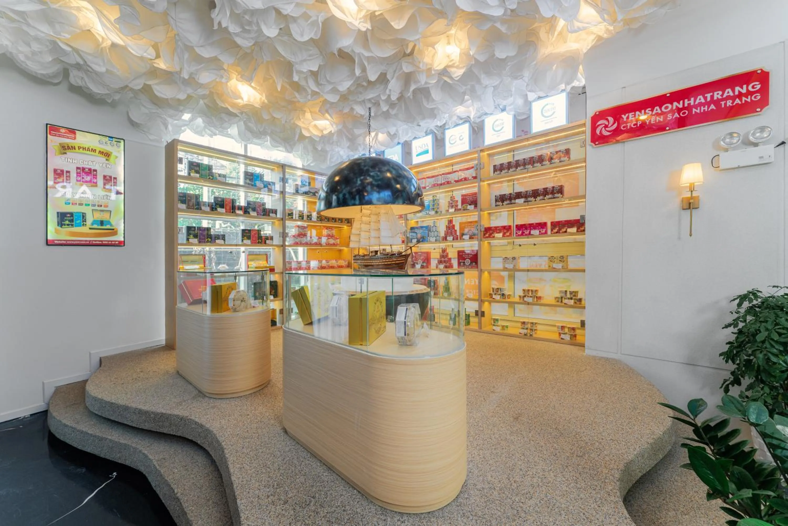 Restaurant/places to eat in Nha Trang Prince Hotel