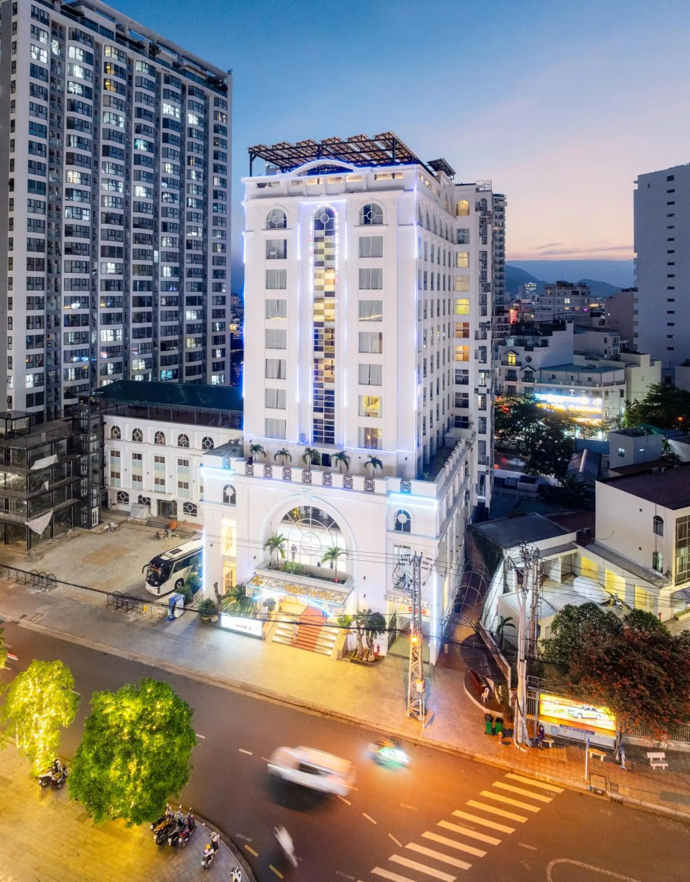 Property building in Nha Trang Prince Hotel Property building in Nha Trang Prince Hotel