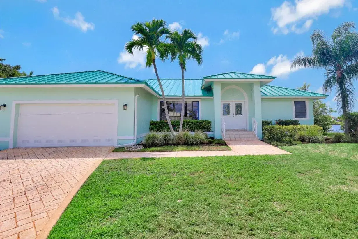 Pet-friendly waterfront home on key lot with view Pet-friendly waterfront home on key lot with view