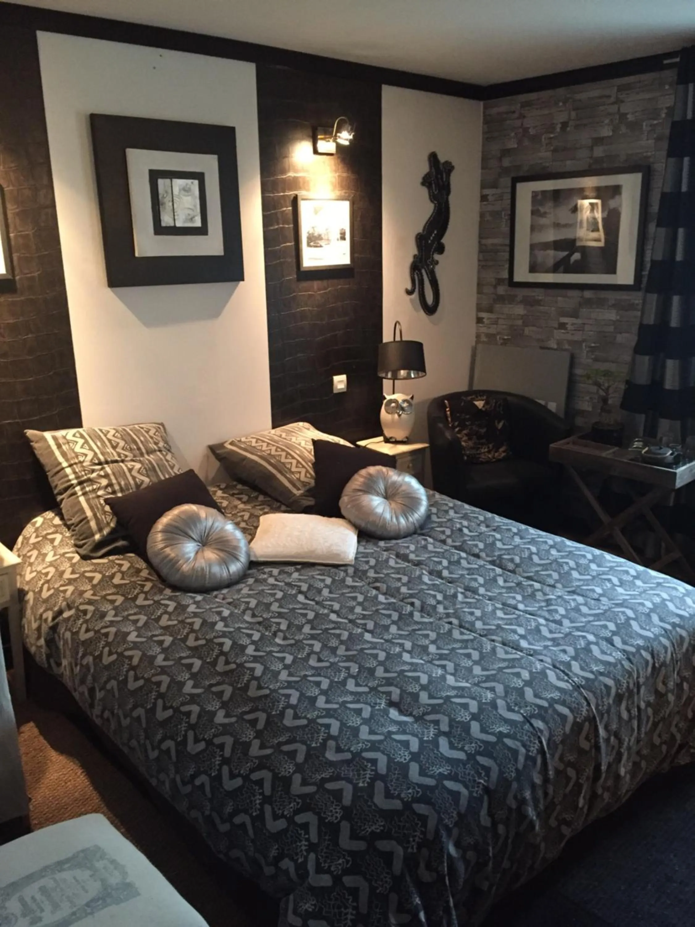 Photo of the whole room, Bed in Chambres d'hôtes La Fougereuse