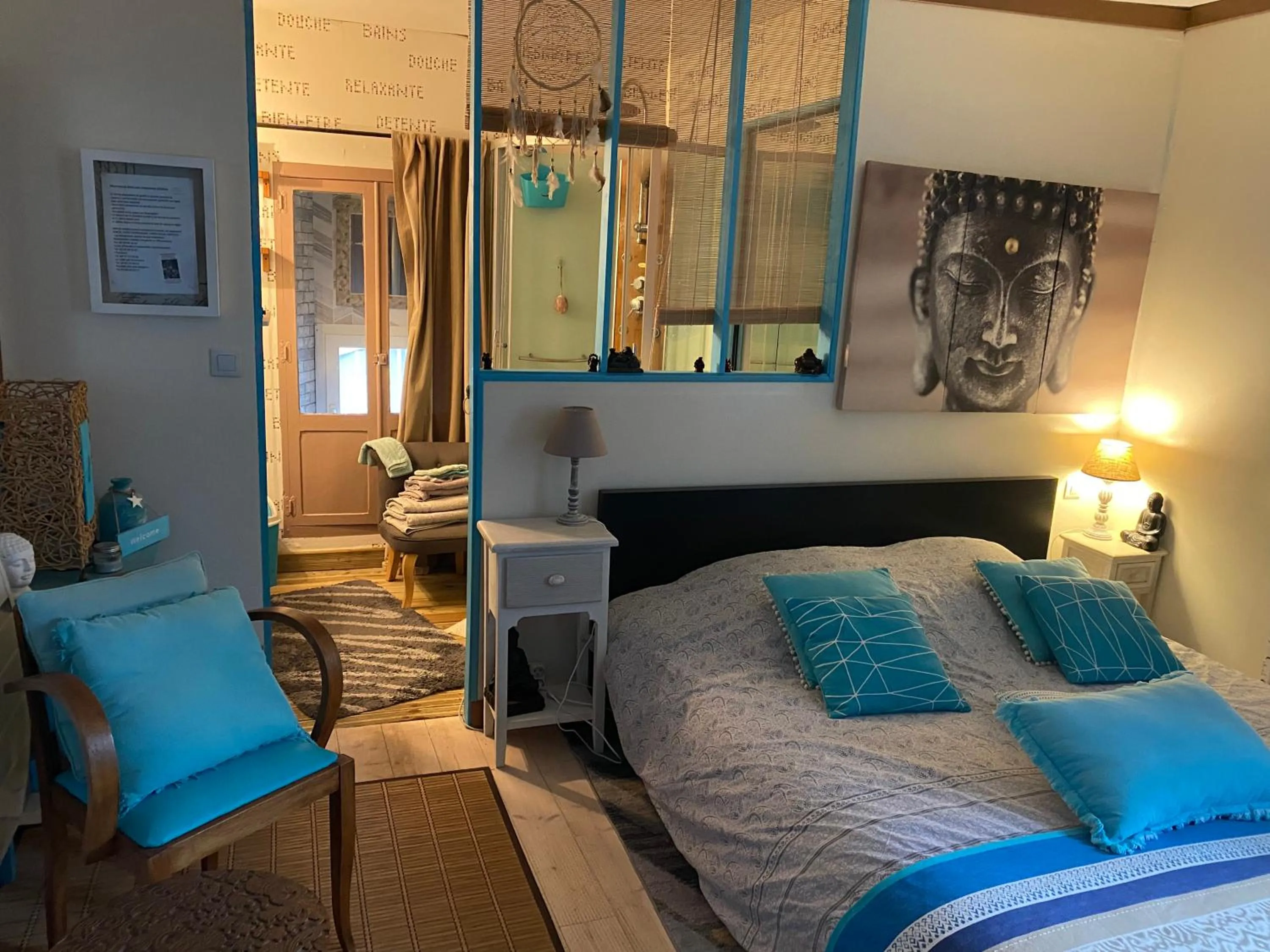 Photo of the whole room, Bed in Chambres d'hôtes La Fougereuse