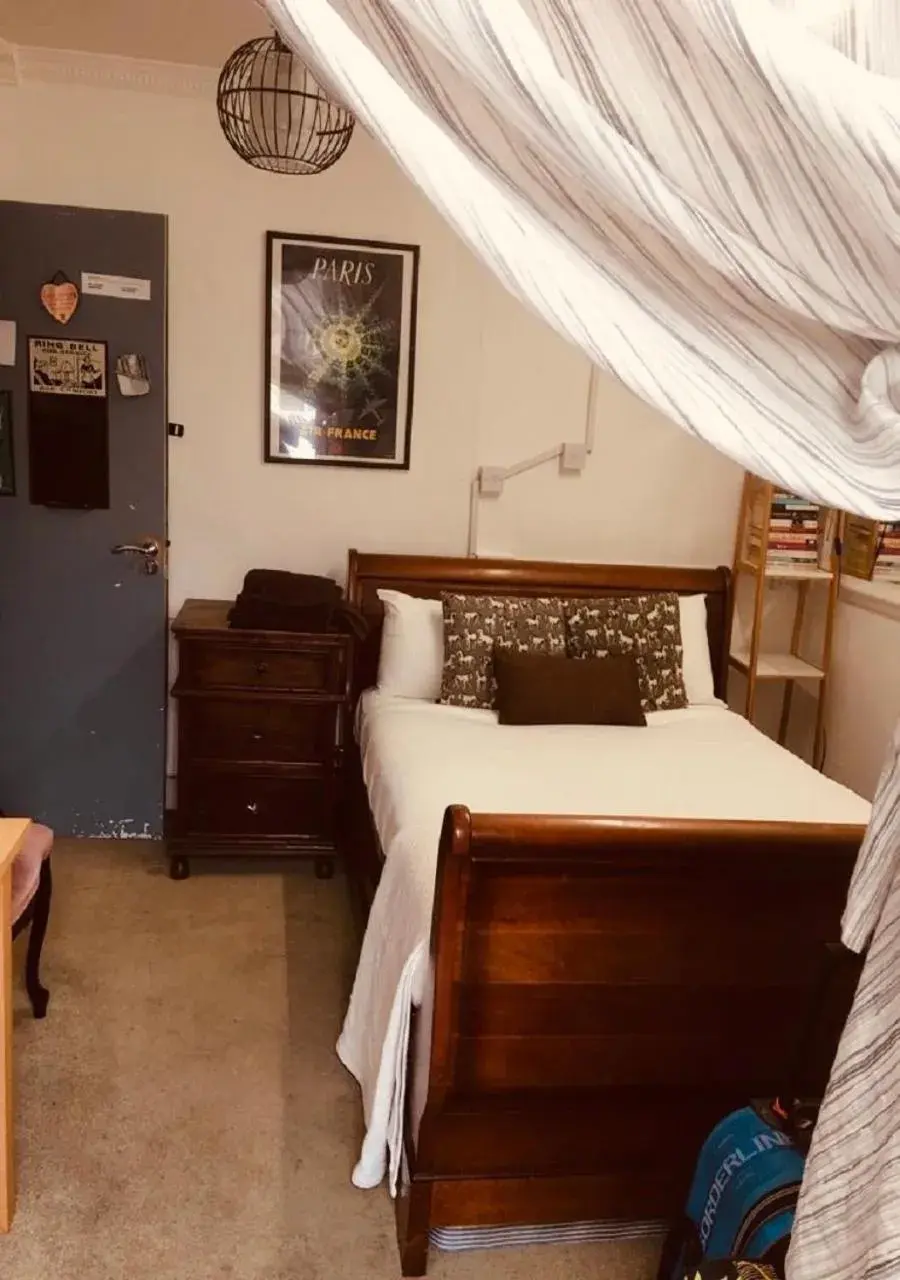 Bed in Hudsons Bed in Hudsons