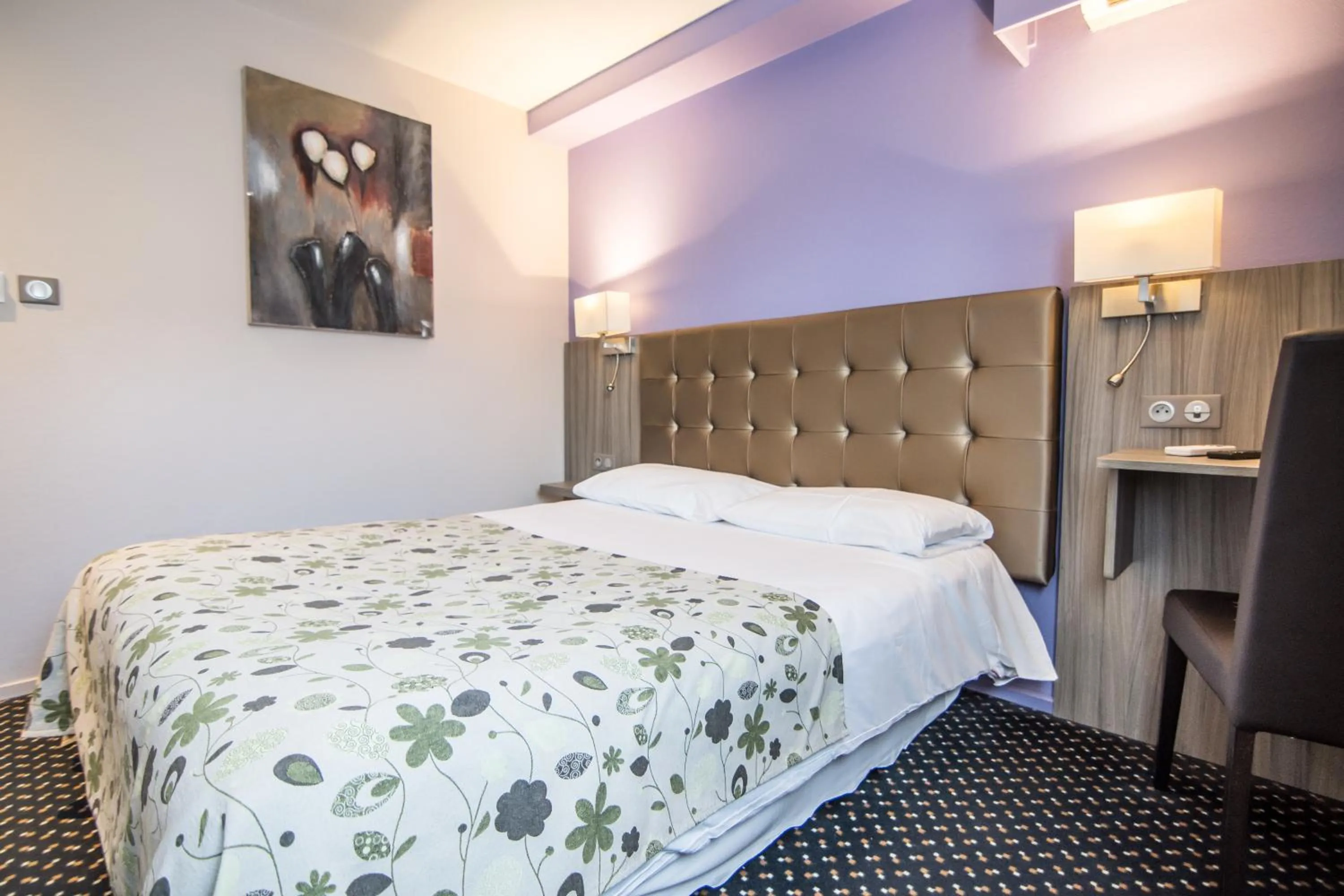 Bed in Brit Hotel Confort Foix