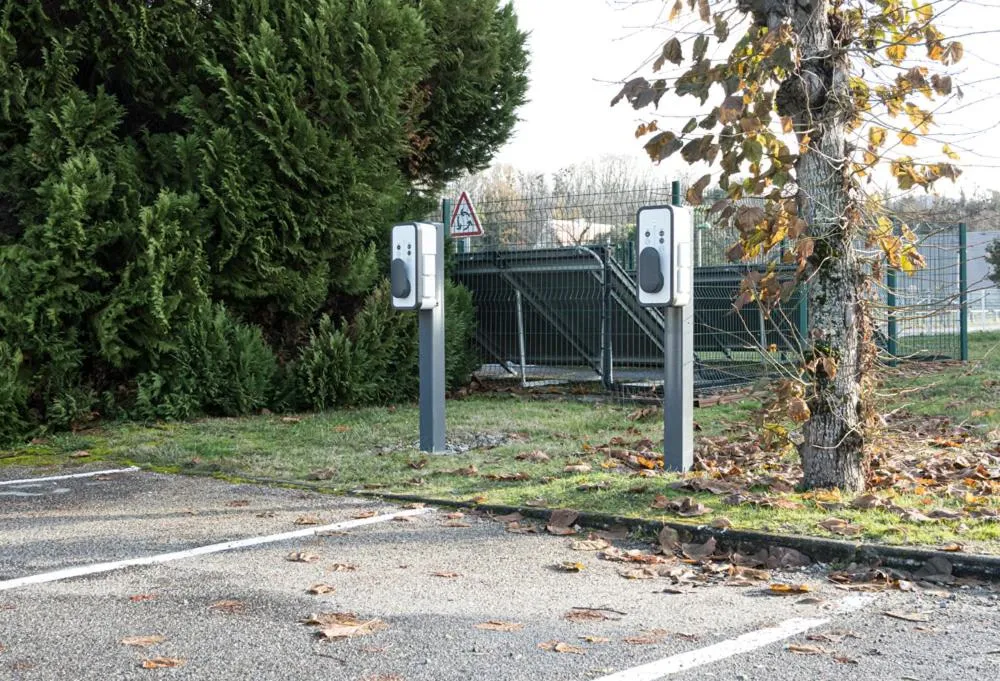 Day in Brit Hotel Confort Foix