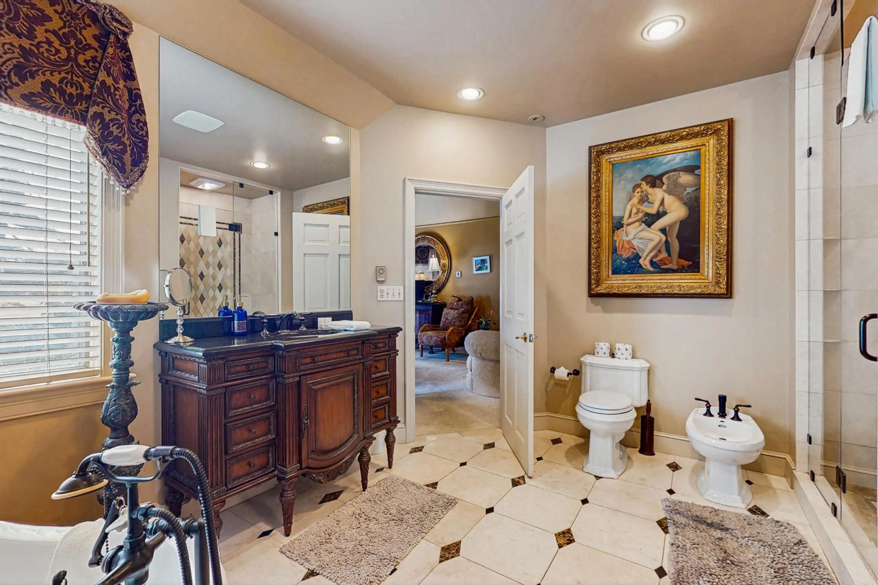 Grandeur On The Green