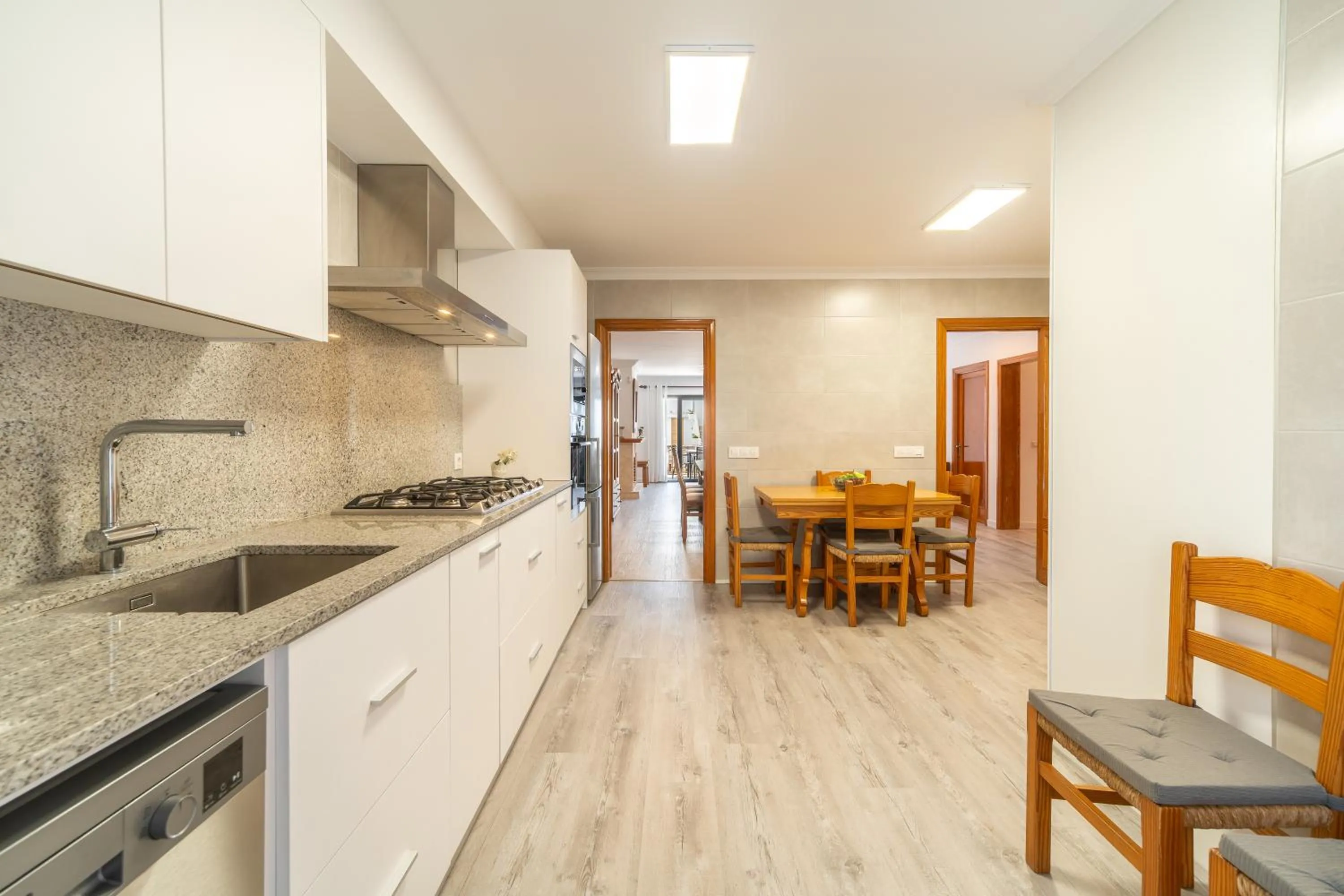 Kitchen or kitchenette in Villa Can Canta Natura Park House at Platja de Muro Beach
