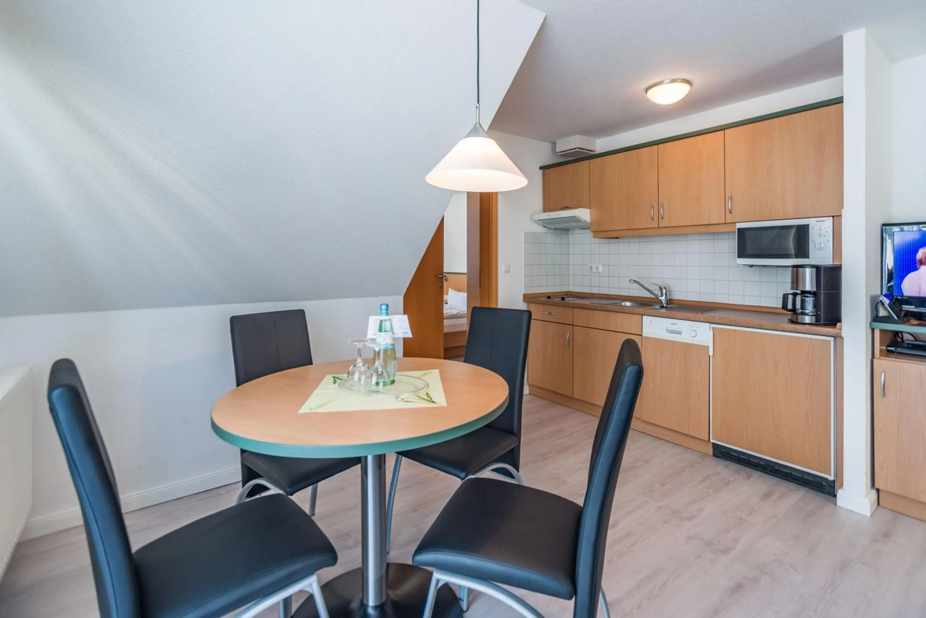 Photo of the whole room in Am Weststrand Apartmenthaus Waldeck