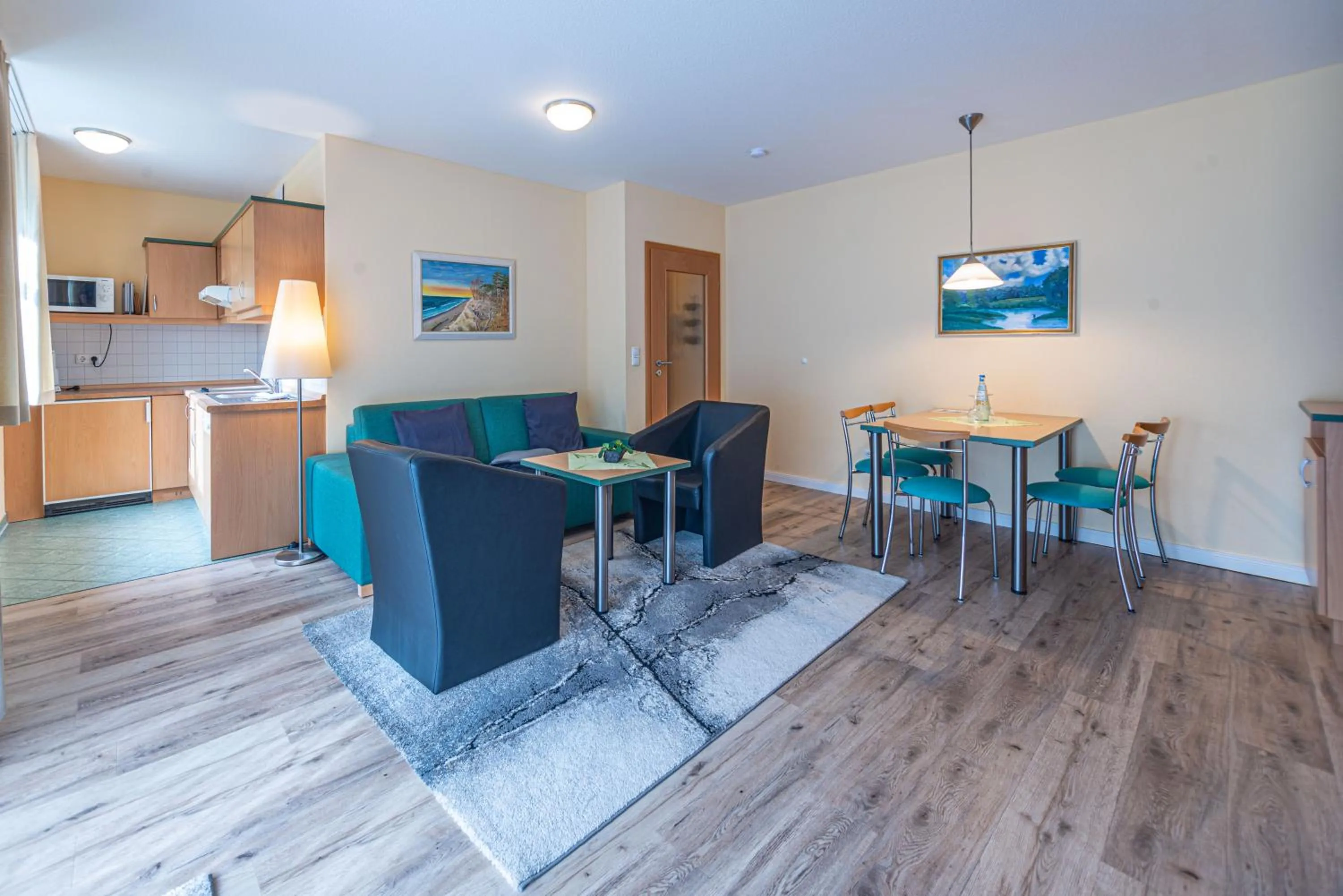 Photo of the whole room in Am Weststrand Apartmenthaus Waldeck