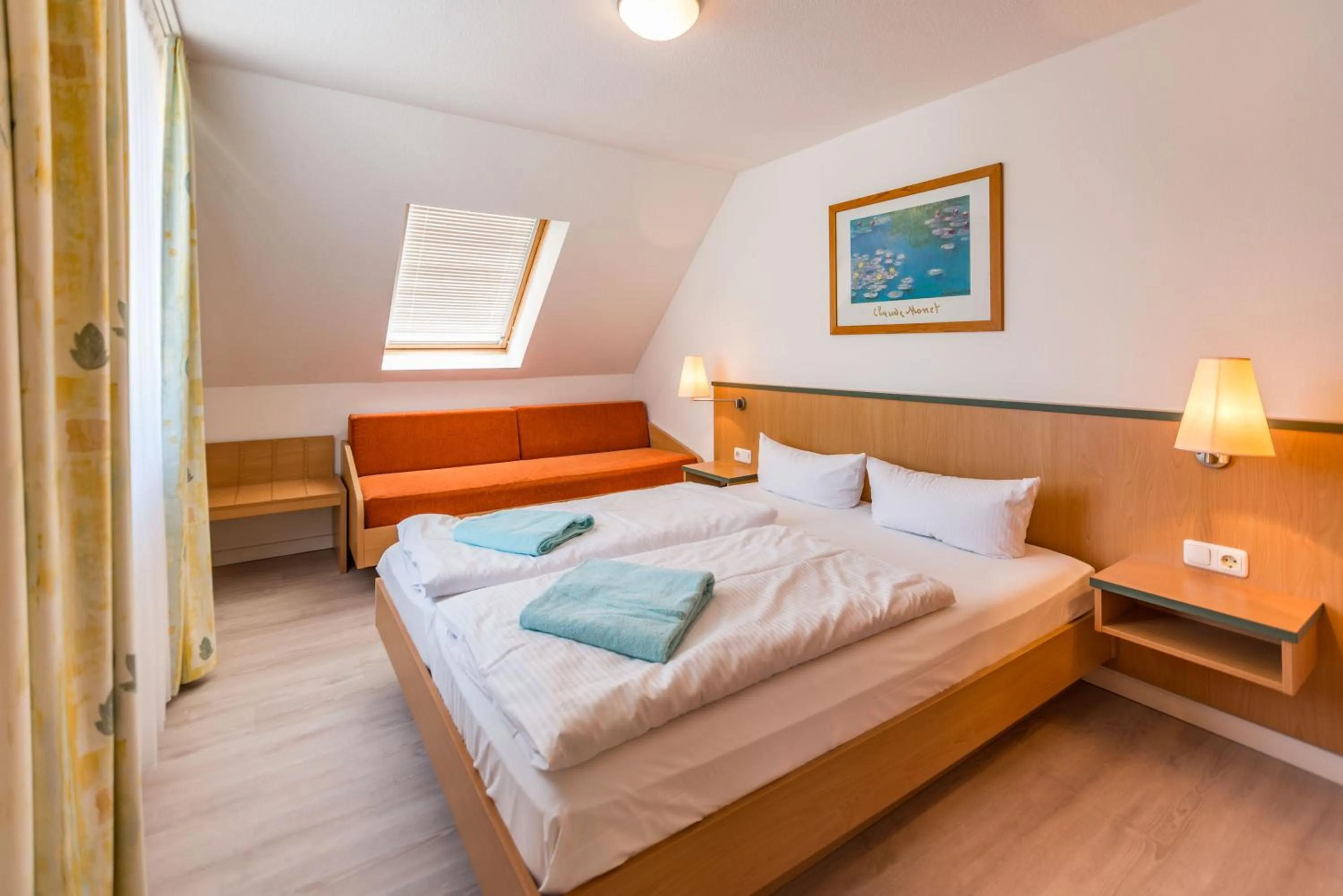 Photo of the whole room, Bed in Am Weststrand Apartmenthaus Waldeck