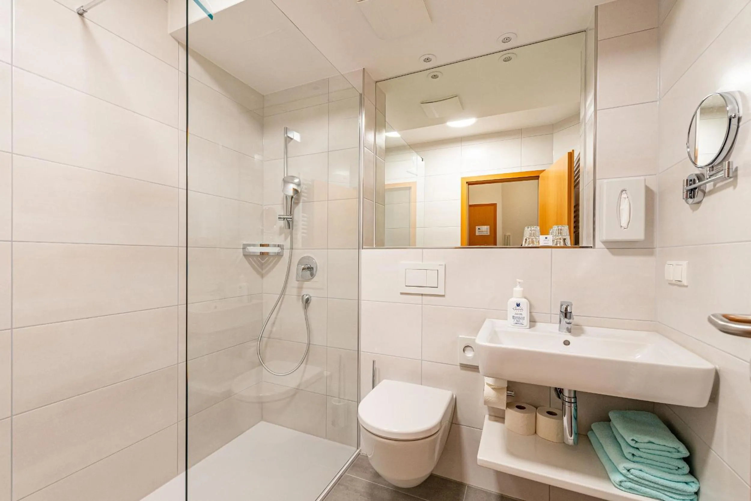 Photo of the whole room in Am Weststrand Apartmenthaus Waldeck