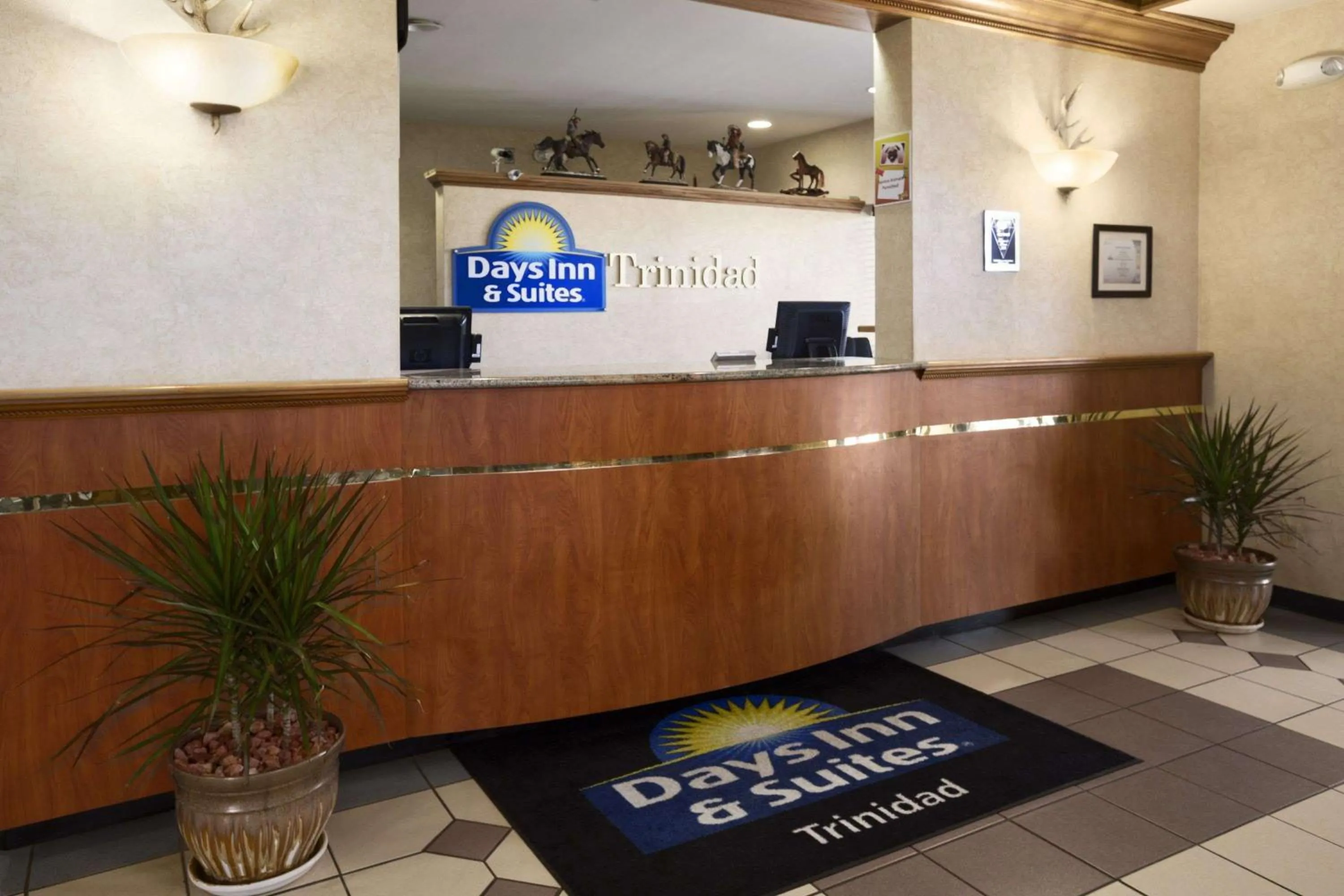 Lobby or reception in Days Inn & Suites by Wyndham Trinidad