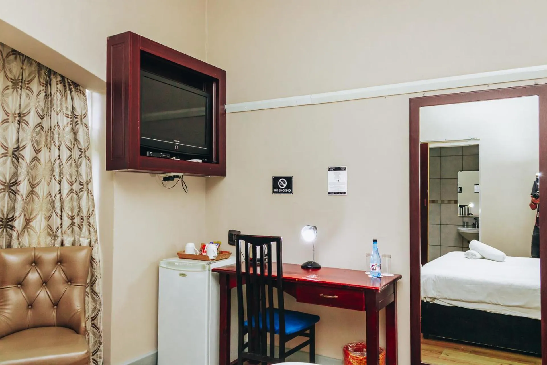 Bed in New England Guest House by Ilawu