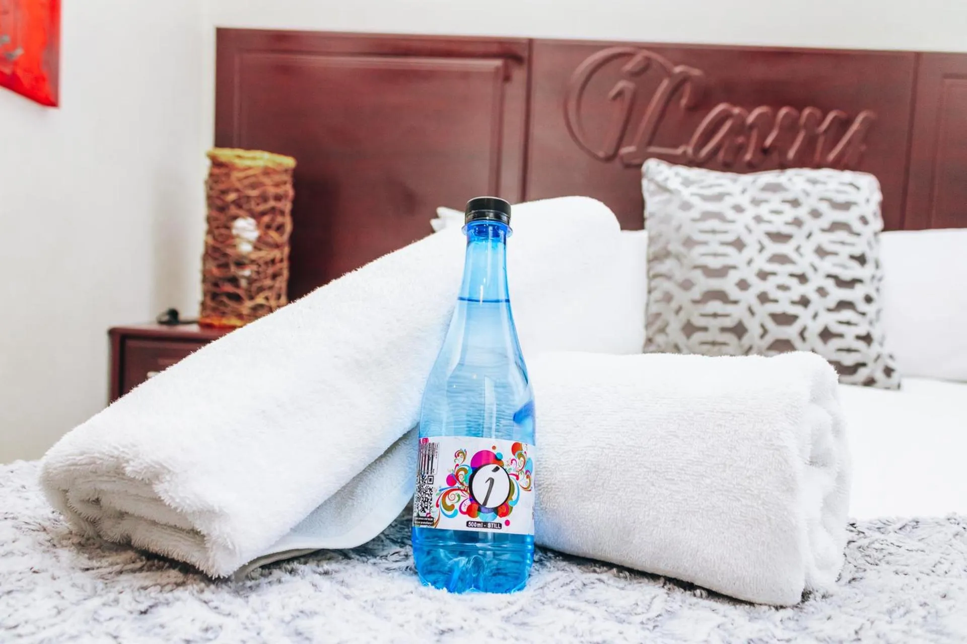 Bed in New England Guest House by Ilawu