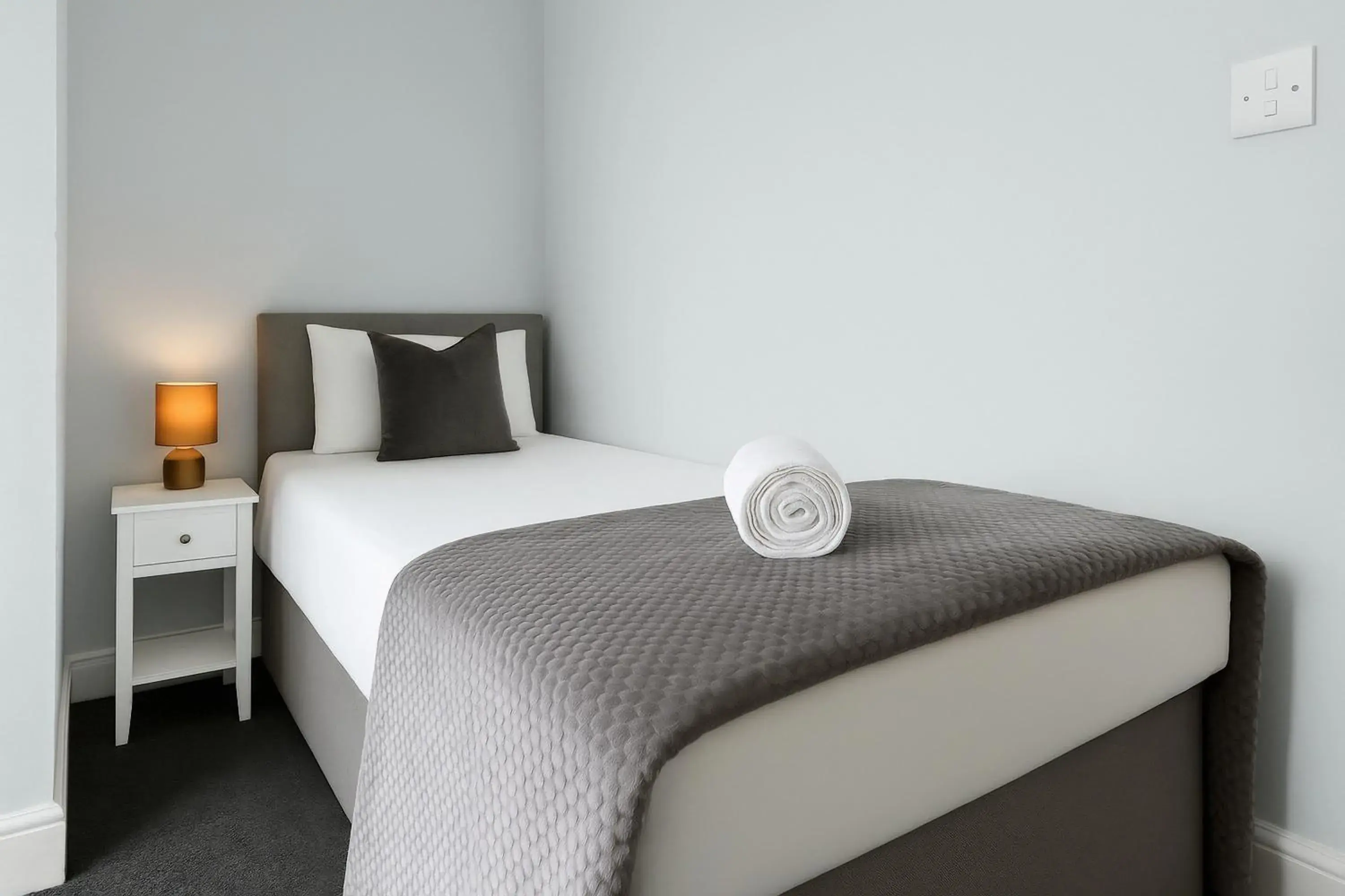 Bedroom, Bed in Shelford Lodge Bedroom, Bed in Shelford Lodge