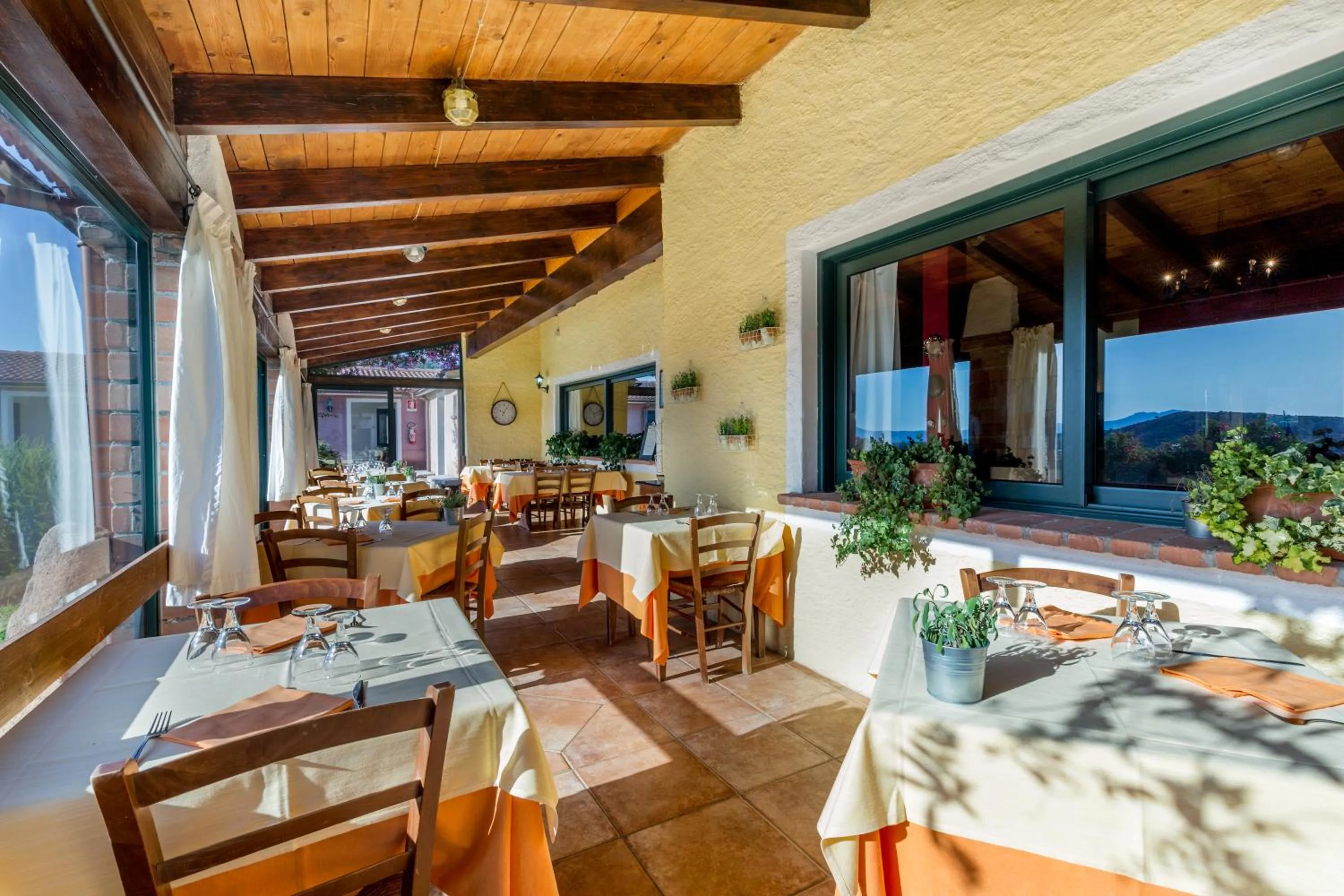 Patio in Hotel Glamping Borgo di Campagna